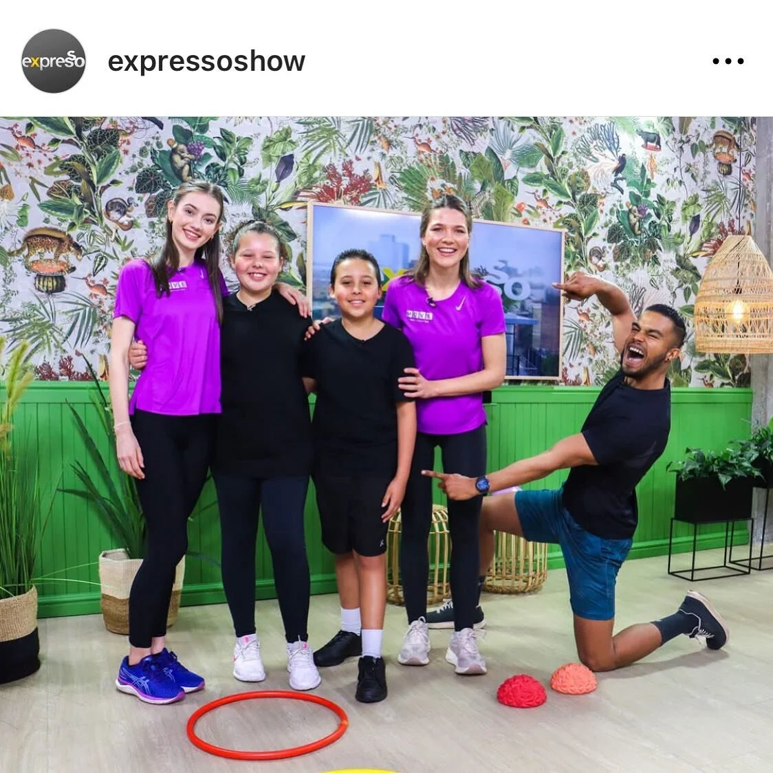 We had the best time on @expressoshow this morning ☀️ Encouraging parents to get active with their children to continue creating positive movement experiences 🤸🏽&zwj;♂️ #keepmoving #positivemovementexperience