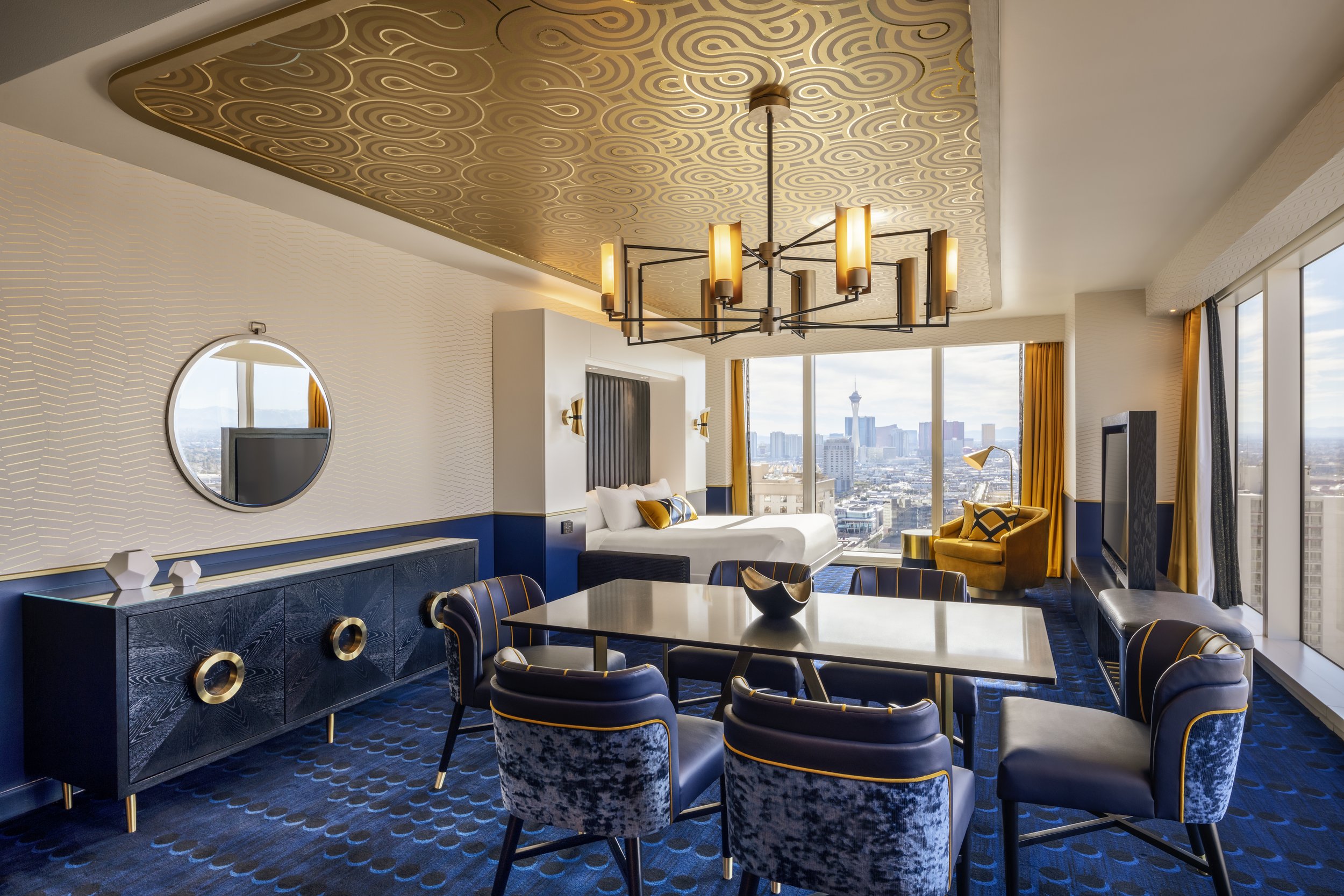 Circa Resort & Casino — Royal Thai