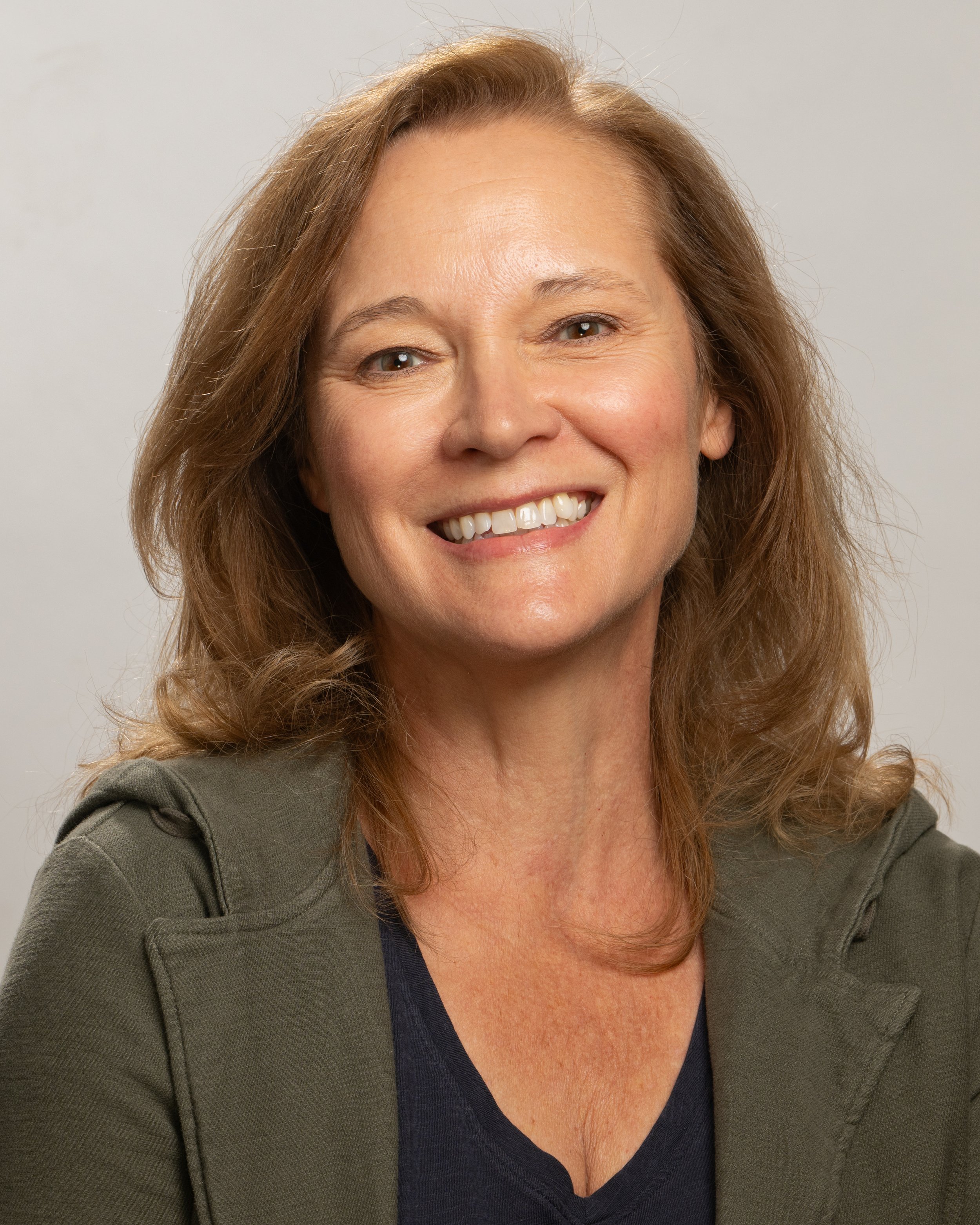 Interview with Tonya Bludsworth, director for Six Degrees of Separation