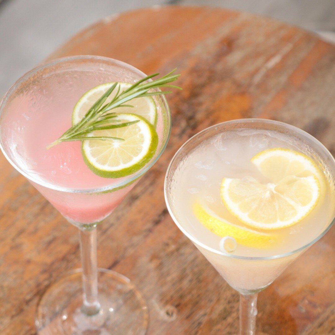 Summertime calls for refreshing cocktails that taste as great as they look 🤩

#summertime #cocktails #cocktailtime #mixology #cocktailkit #cocktails #cocktaillover #virtualparty #privatevents #virtualhangout #cocktailclass #virtualevent #virtualtast