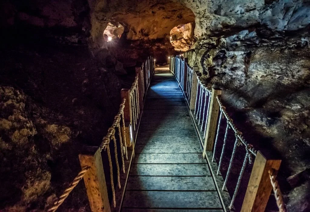 cueva de Discovery Bay