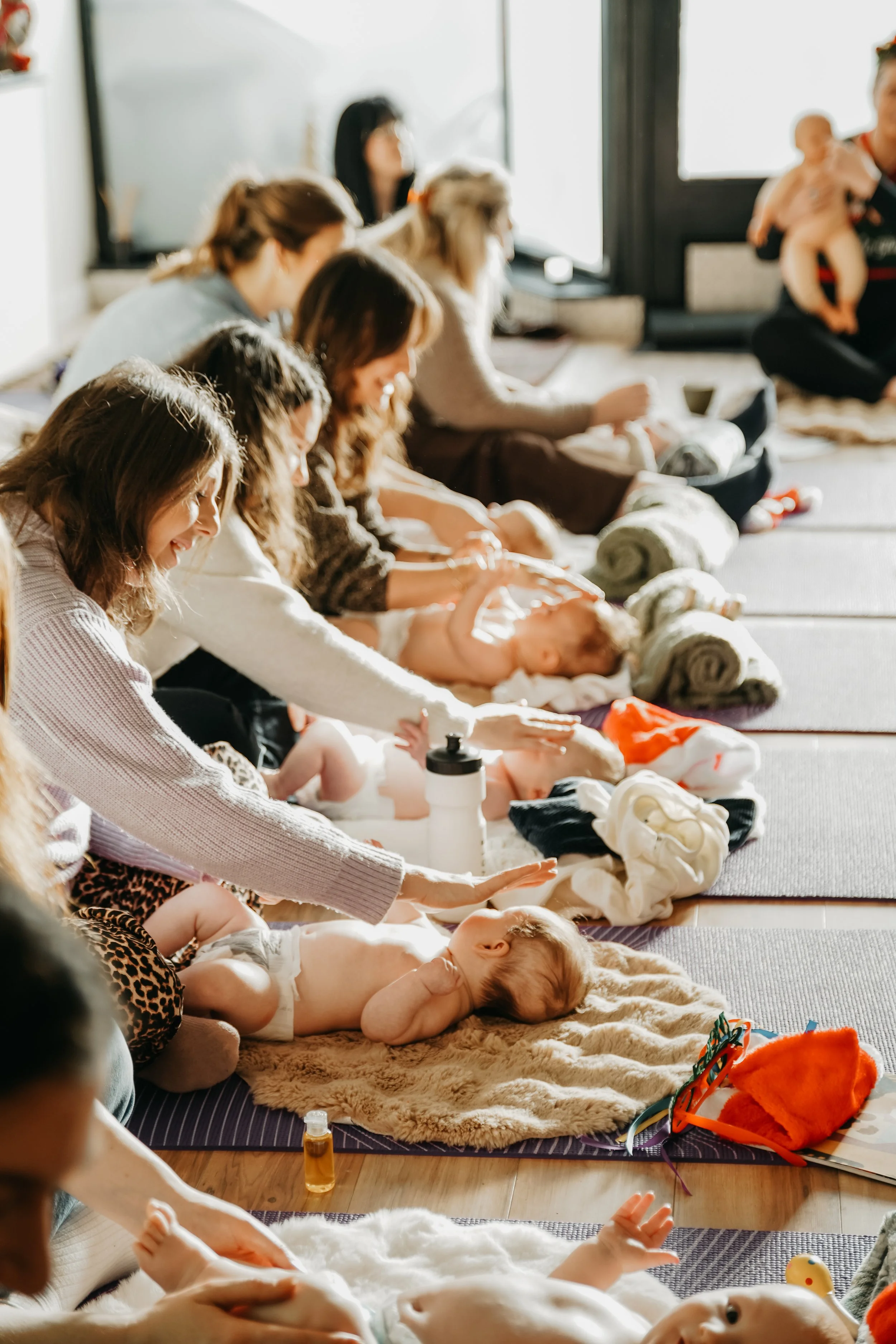 Calmer Llama Club - Antenatal & Baby Massage