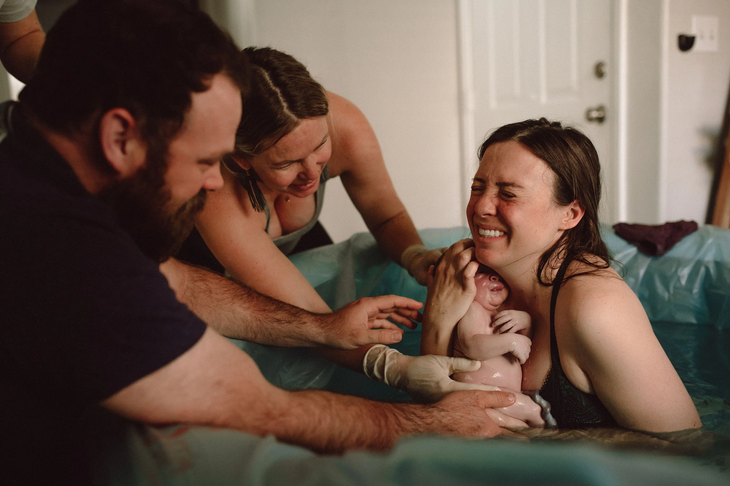 What Doula Support Actually Does: A Complete Breakdown of How Doulas Transform Birth Experiences 🌟