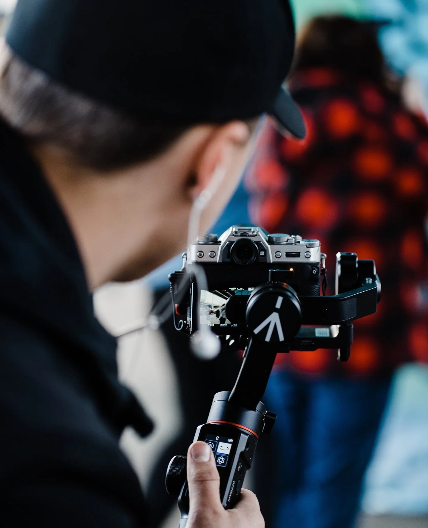 Here's a reminder to invest in presenting your business in the best possible light.  Let's get you scheduled for a branding session today.⁠
⁠
#midwestweddingphotographer #wisconsinweddingphotographer #illinoisweddingphotographer #michiganweddingphoto