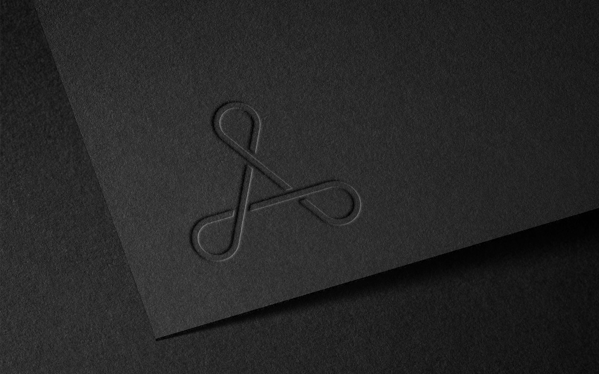 ovaice-project-identity.jpg