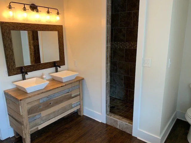 down vanity shower.jpg