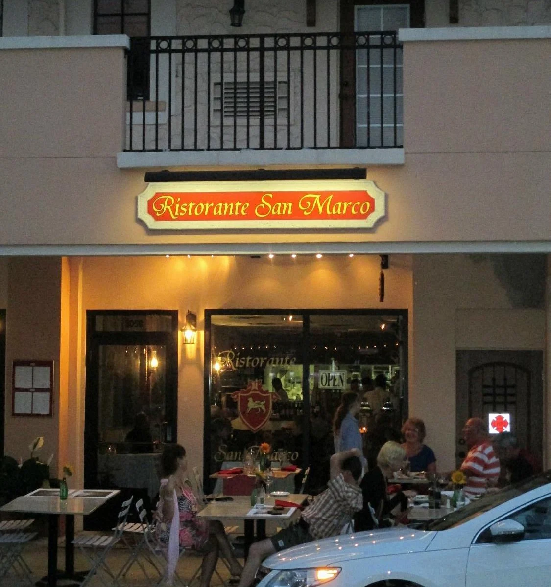 San Marco’s Happy Hour And Dinner