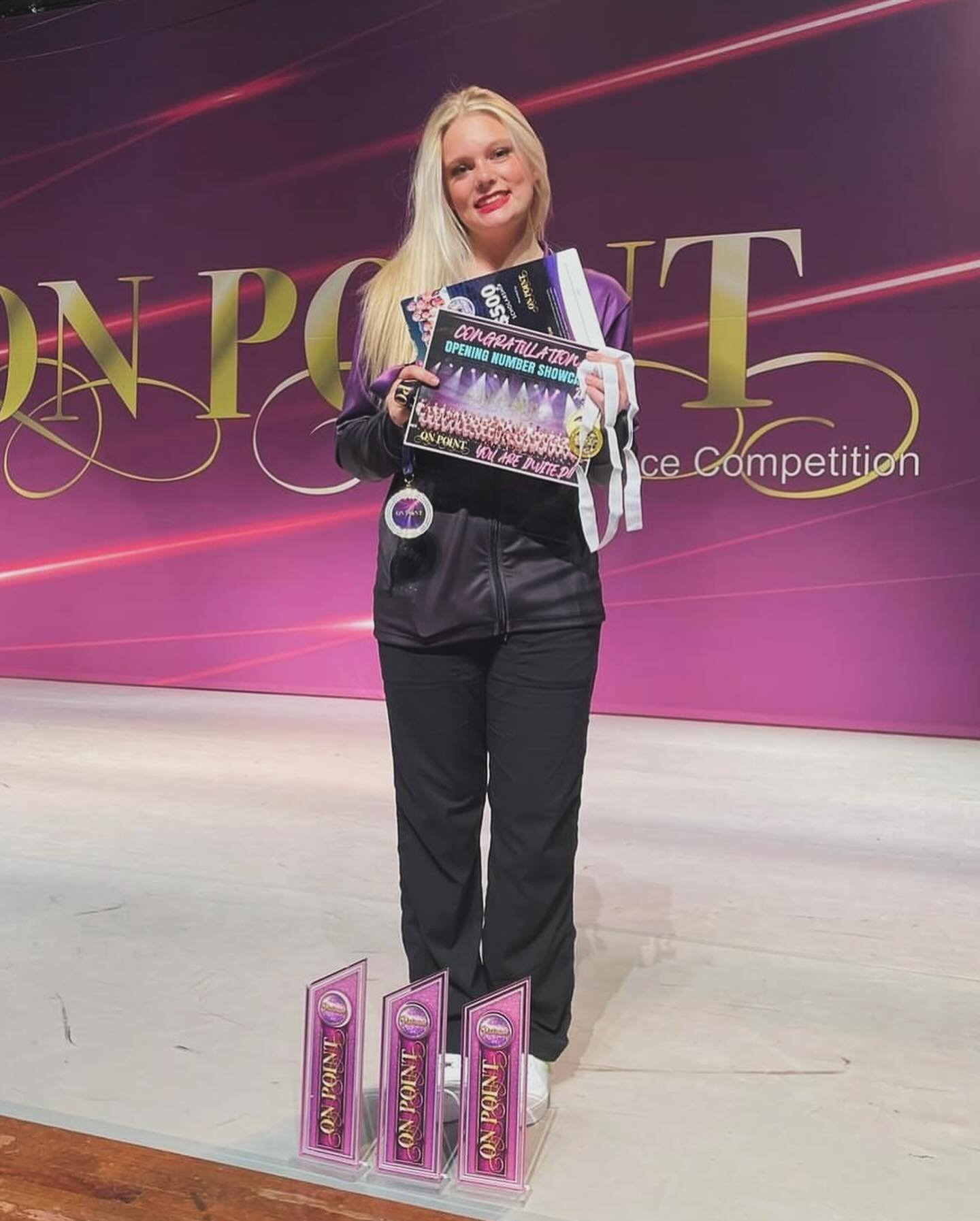 DAY 1️⃣ OVERALLS @onpointdancecompetition

TEEN ADV SOLOS
4th &bull; Internal (Natalie)
20th &bull; Energy (Amali)

TEEN ADV DUO/TRIOS
🥈 Body Language
🥉 All Ties Are Coming to an End

TEEN INT SOLOS
🥉 Witching Season (Matilda)