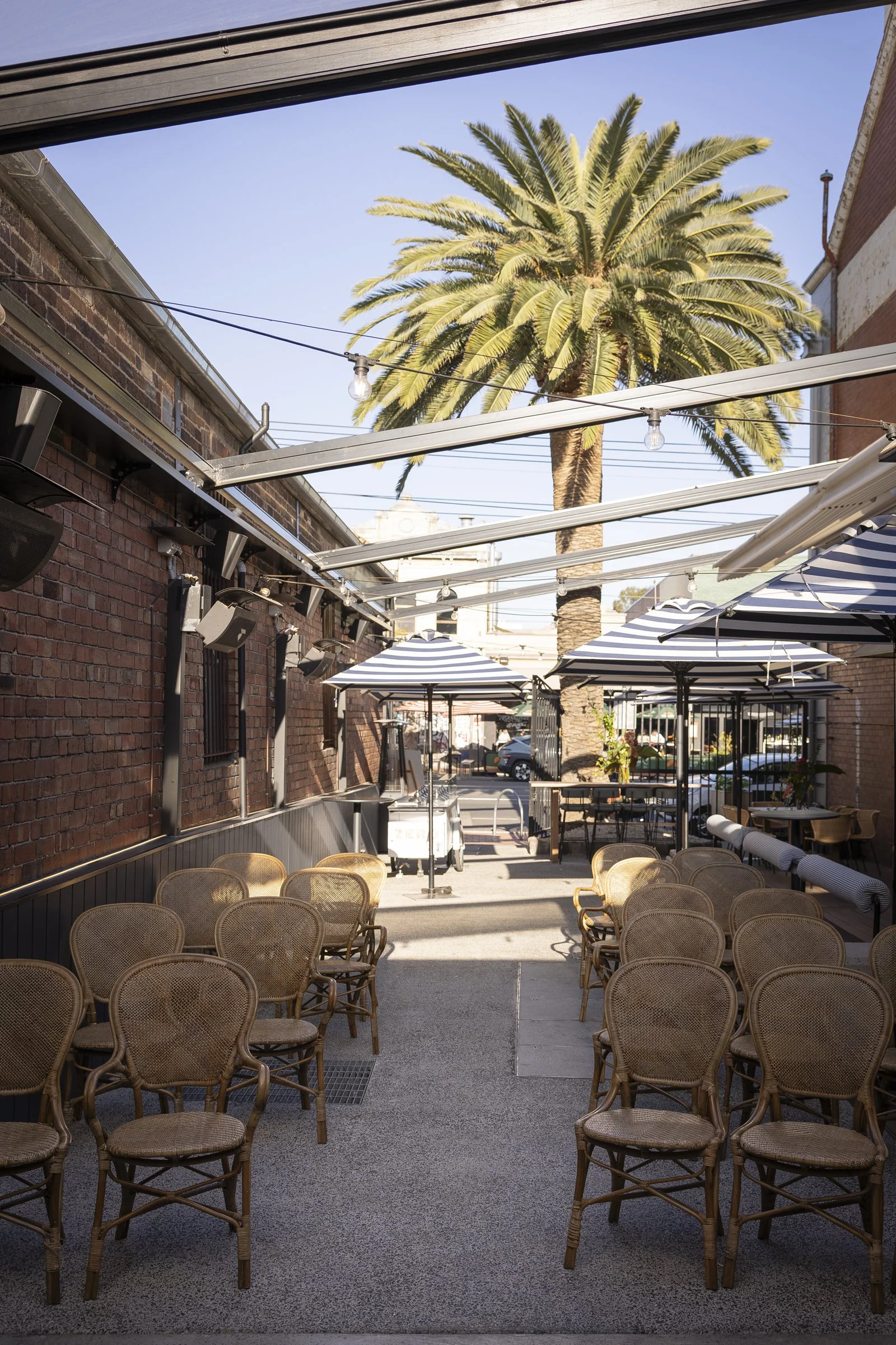 sitDown_ceremony_Laneway2.jpg