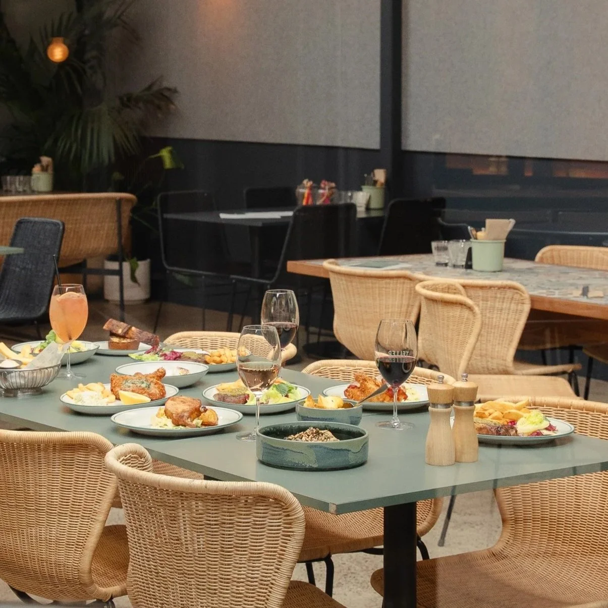 Enjoy bottomless brunch every Wednesday to Sunday at Teller Brunswick East