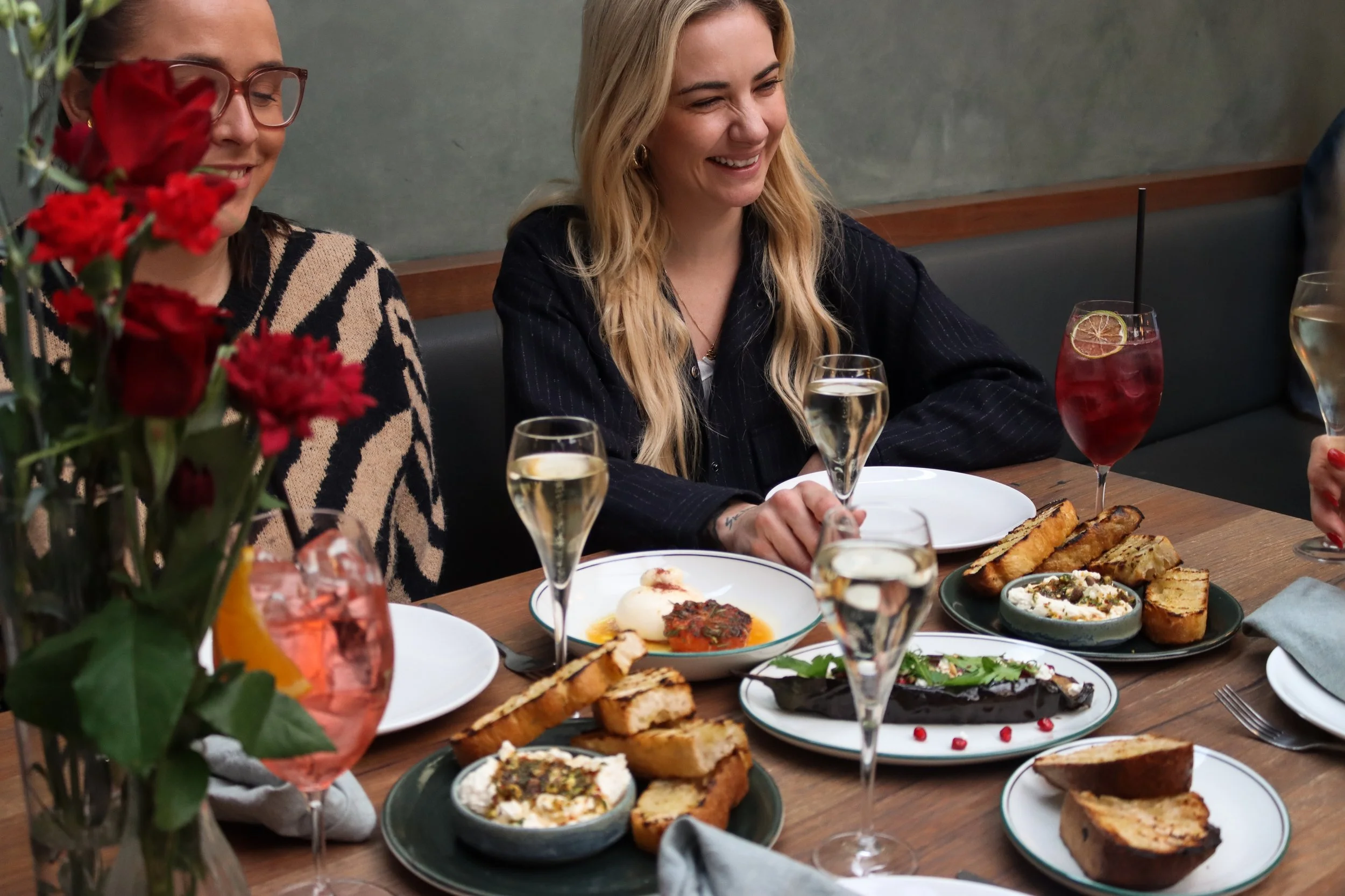 Enjoy cocktails, beers and wines during Teller's happy hour