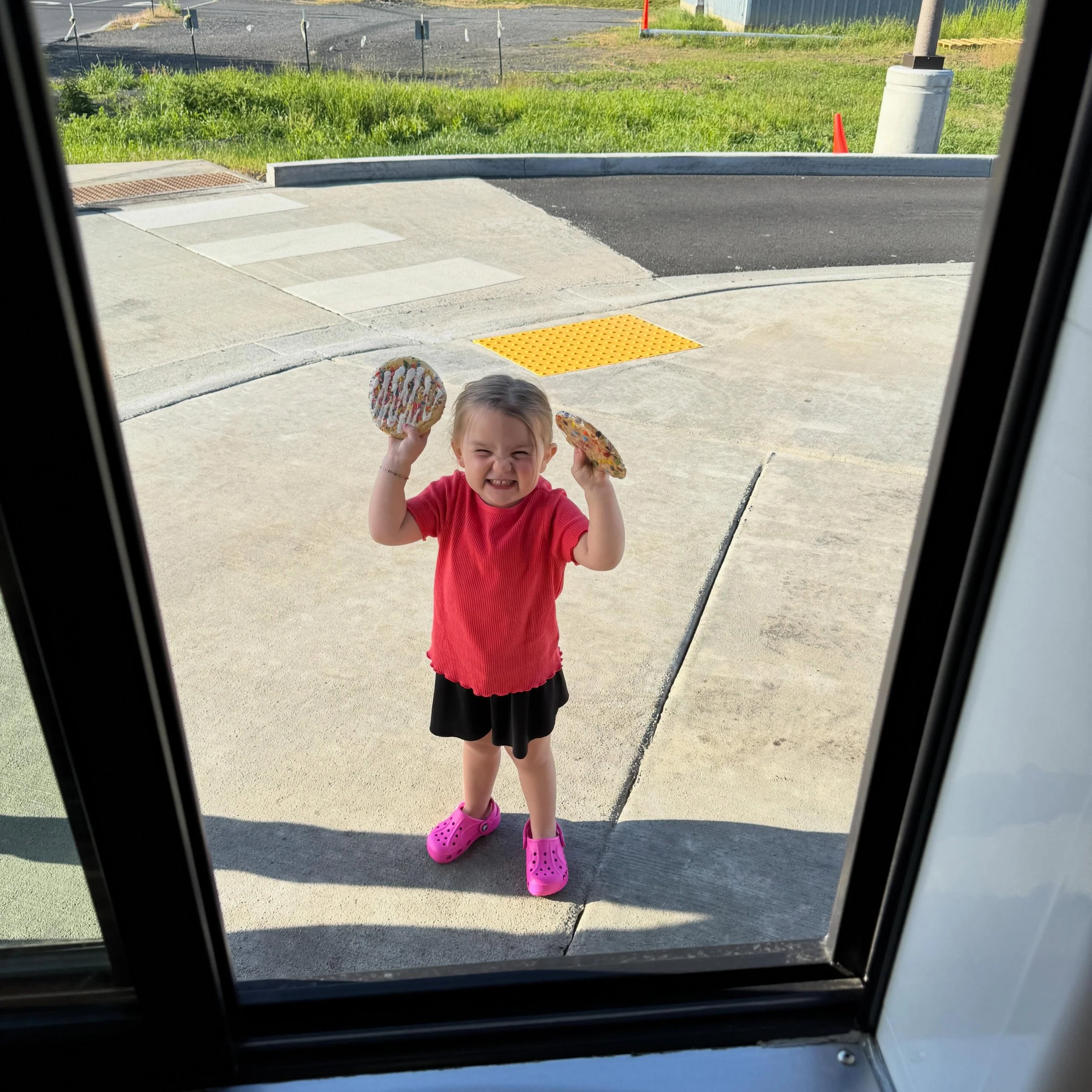 The cookies are officially Chloe approved ✔️🍪 We think you&rsquo;ll agree too 😋