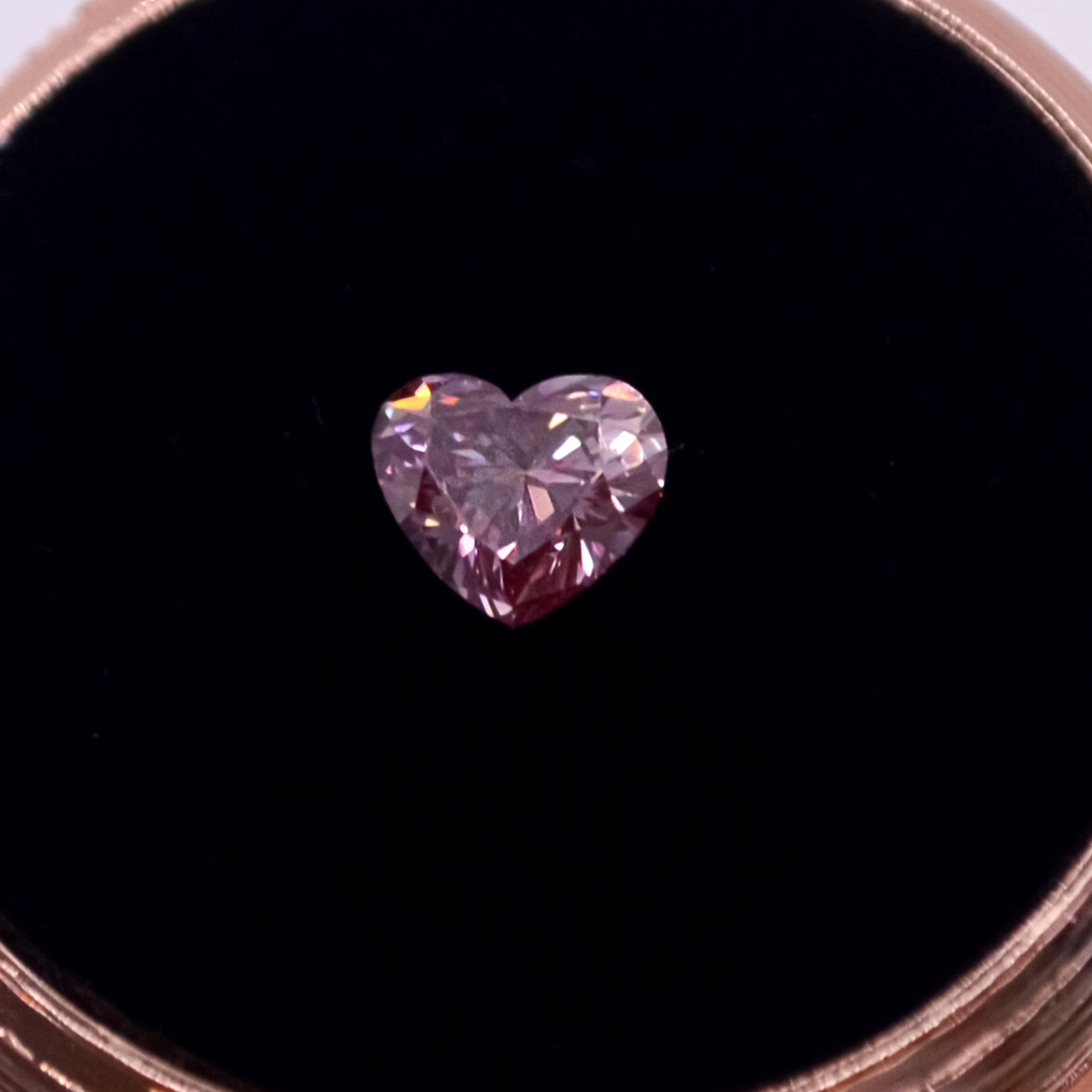 0.40-0.49_ct_Pink_Heart_CUT.JPG