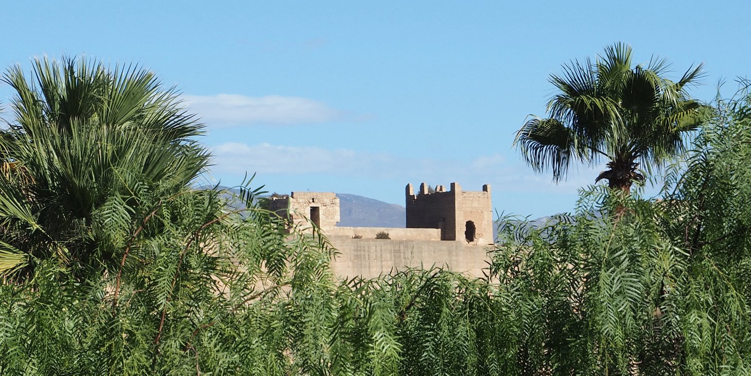 An idle guide to the Alcazaba at Almeria