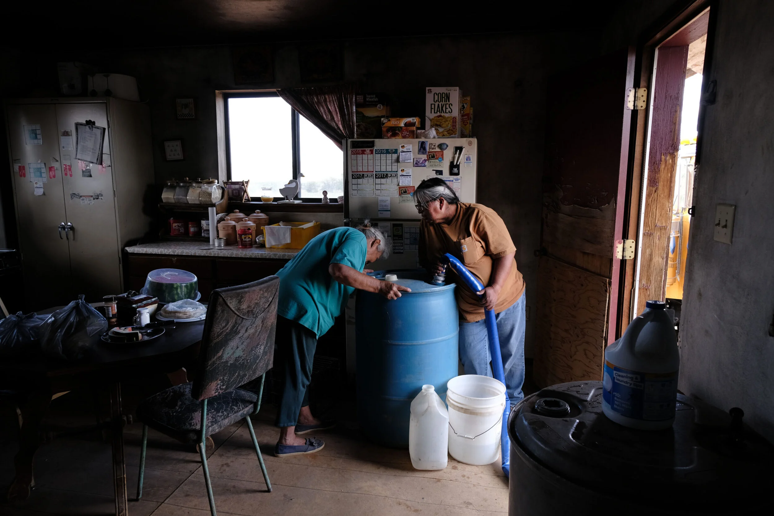 The Navajo Water Project, a nonprofit from the water advocacy group Dig Deep, has been funding a mobile water delivery truck and digging and installing water tanks to individual homes. (Photo by Spencer Platt/Getty Images) 2019 Getty Images
