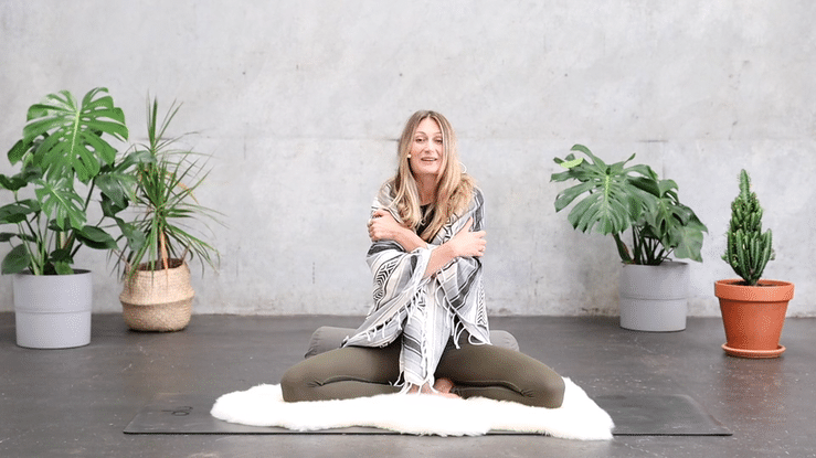 Process & Clear Emotions
Meditate with Sian
15 min · grief - anger - jealousy - release