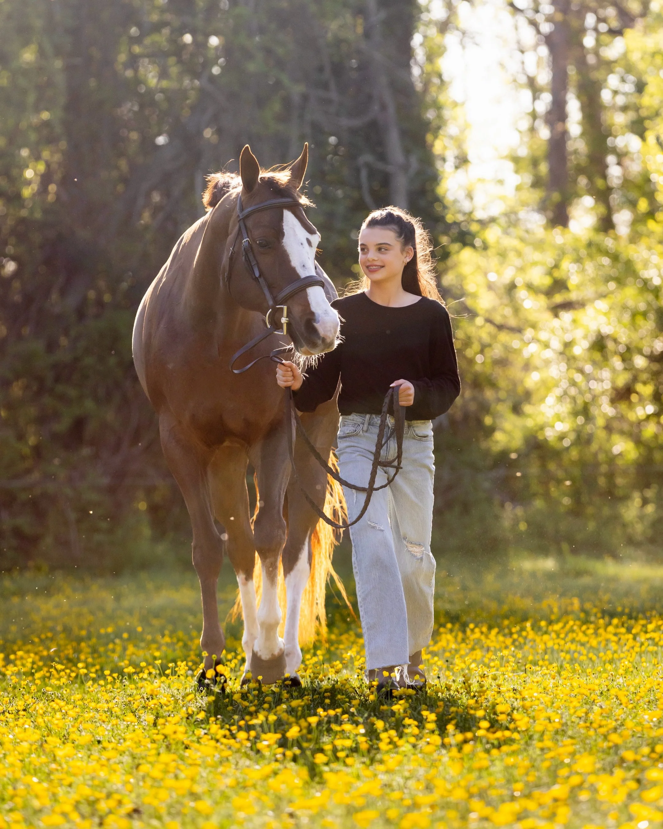 The only thing better than being around horses is sharing that love with your mom. These two are the ultimate #motherdaughtergoals !