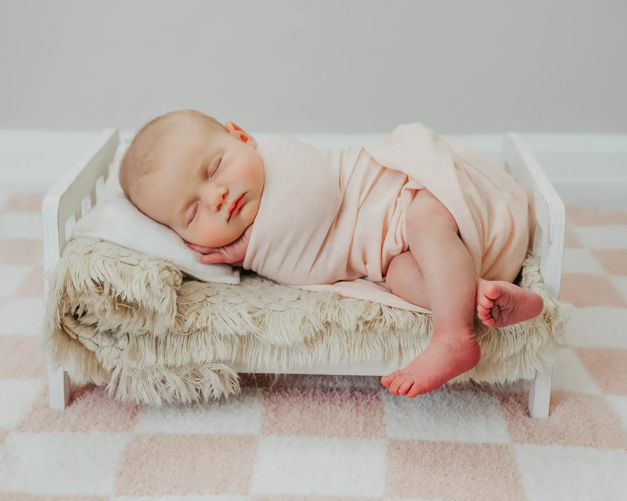 long-island-newborn-photographer-NRL_1744 copy.webp