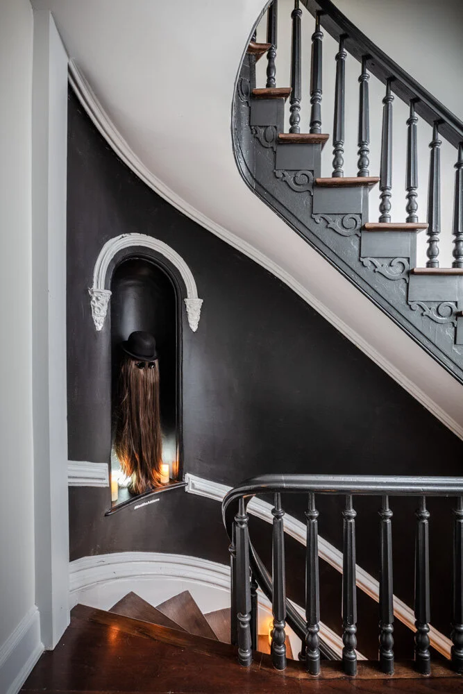 Booking.com Addams Family - Cousin It.jpg