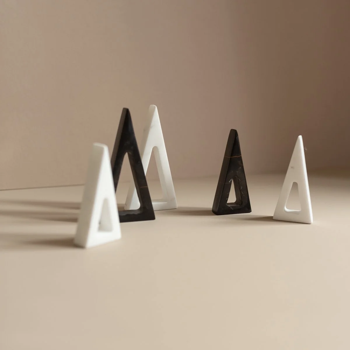 The Marble Tree Objects is a beautiful addition to holiday decor. | House of Kaarigari