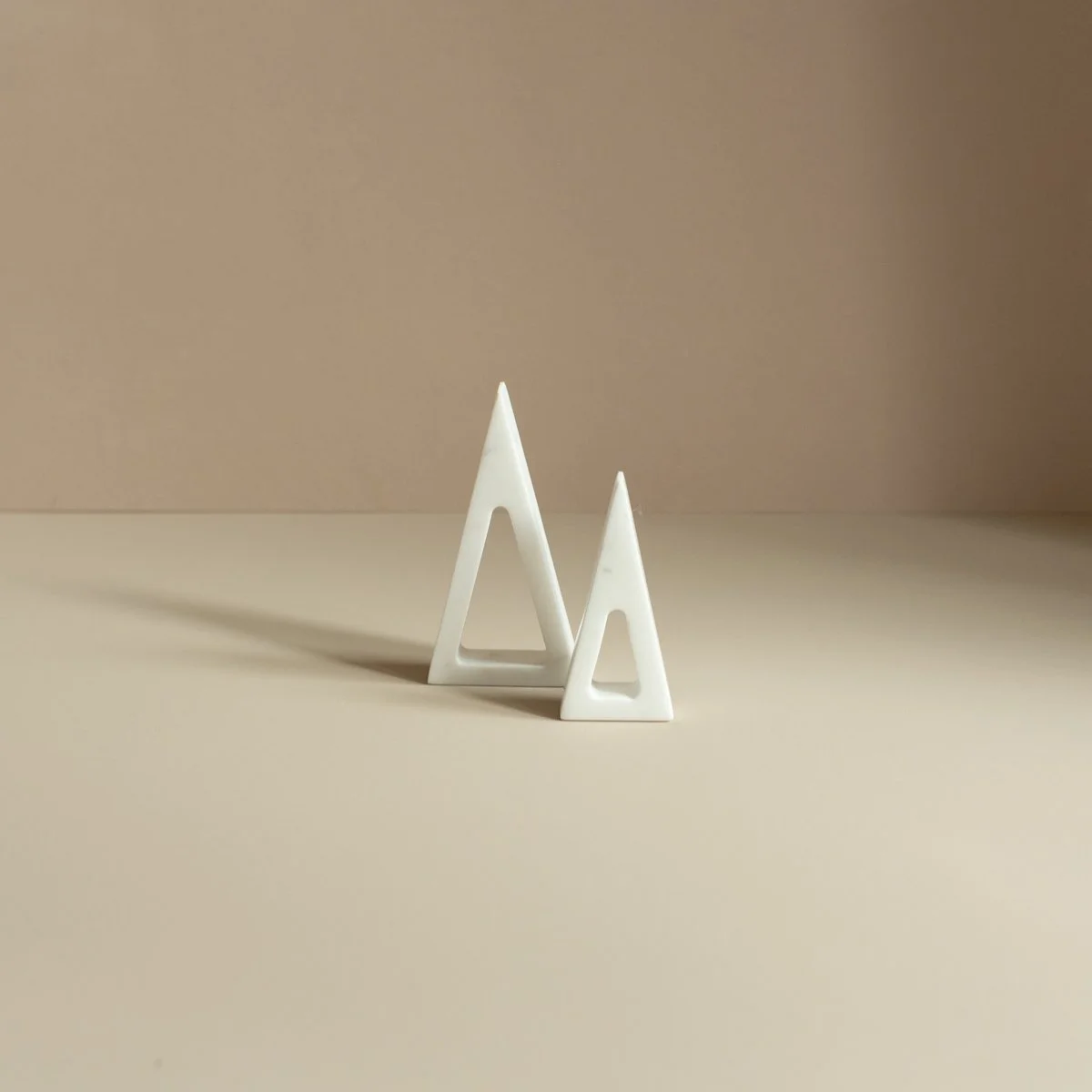 The Marble Tree Objects is a beautiful addition to holiday decor. | House of Kaarigari