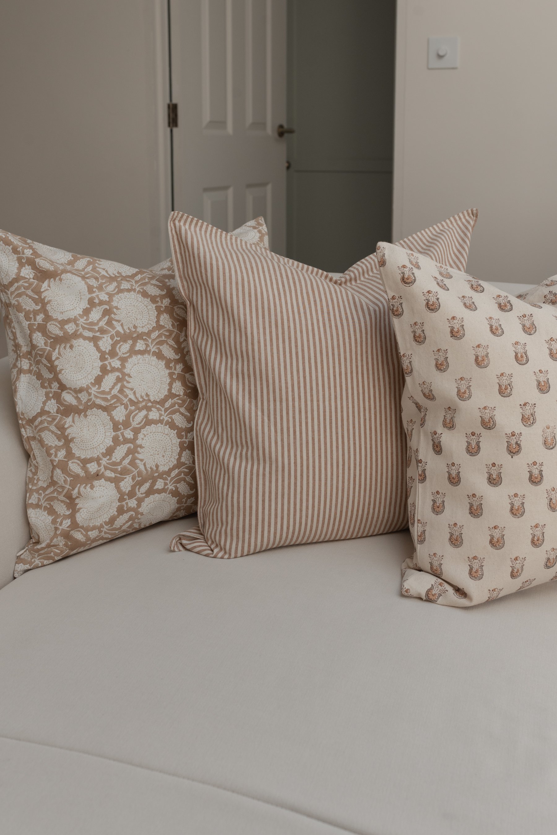 House of Kaarigari | SAMIRA SAND CUSHION COVER