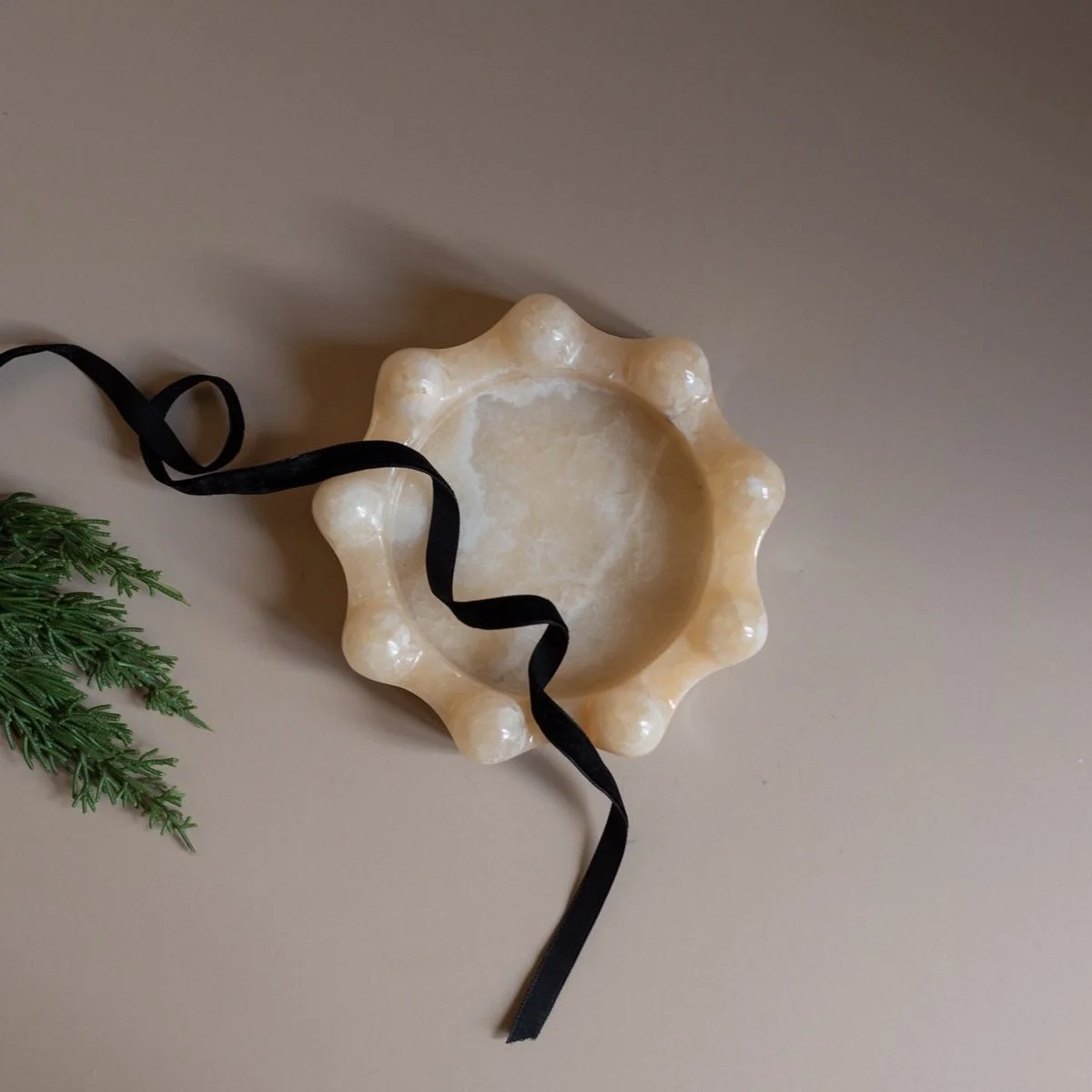 House of Kaarigari | FORM CATCHALL - CANDY