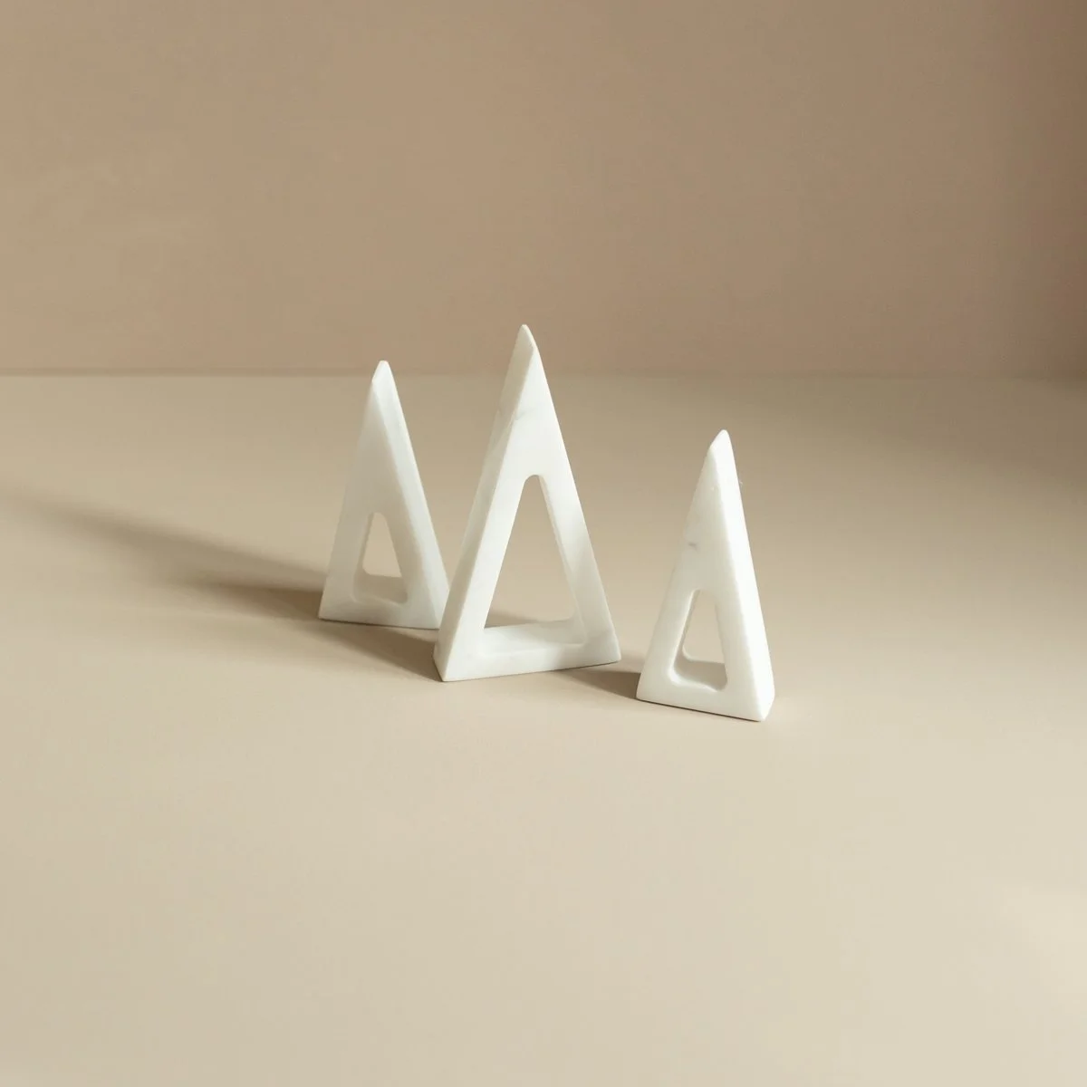 The Marble Tree Objects is a beautiful addition to holiday decor. | House of Kaarigari