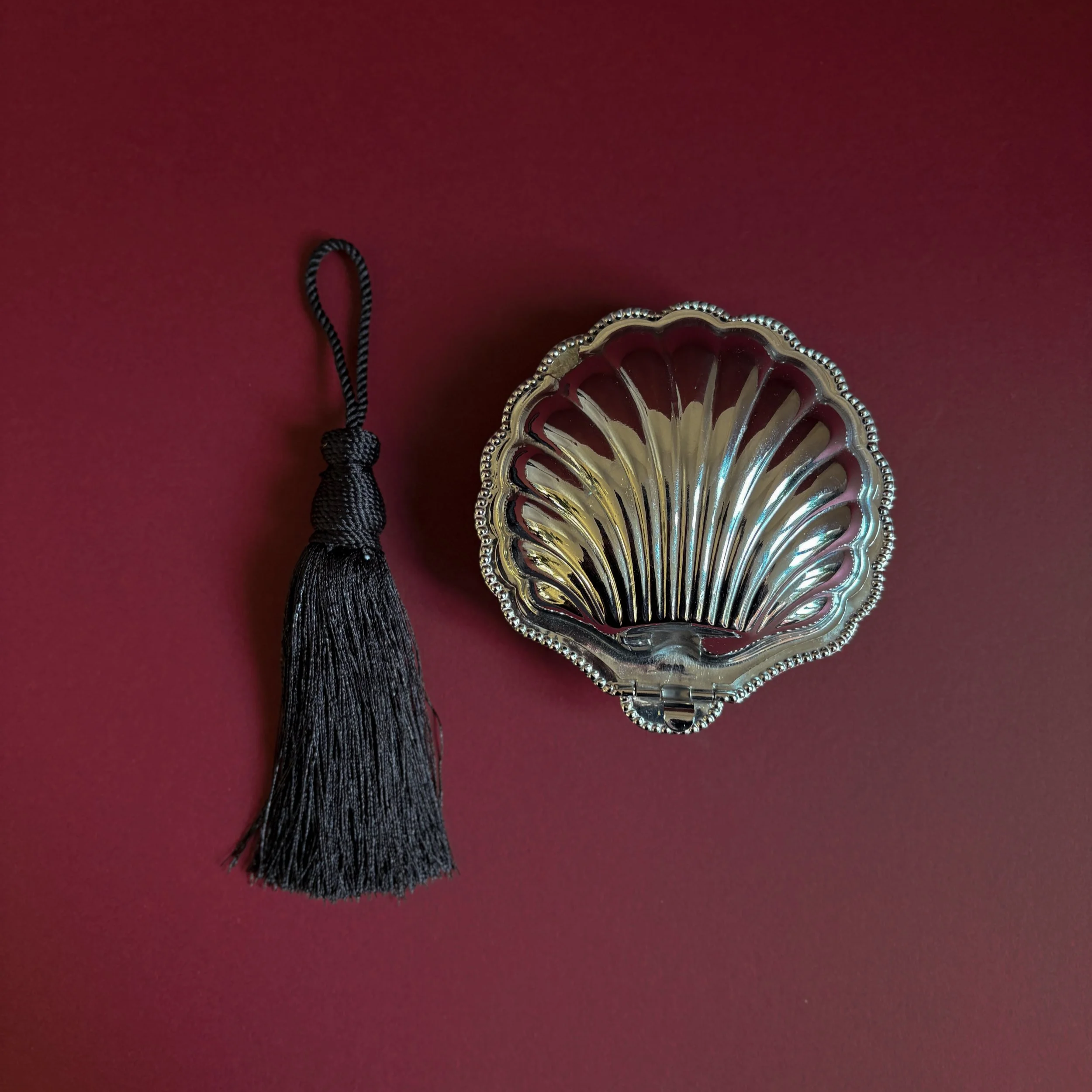 House of Kaarigari  |  SILVER CLAM SHELL DISH