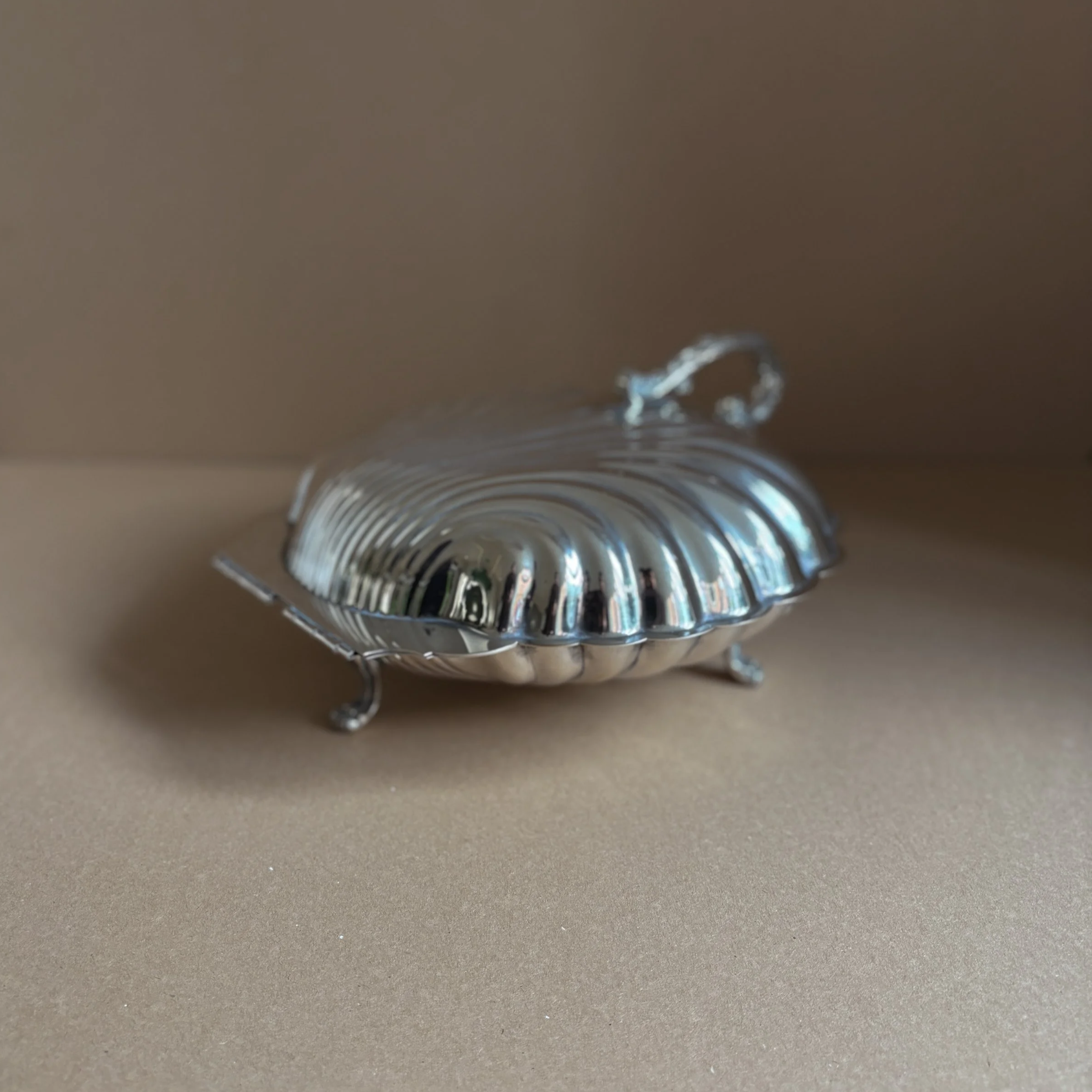 SILVER  CLAM SHELL FOOTED SERVING DISH