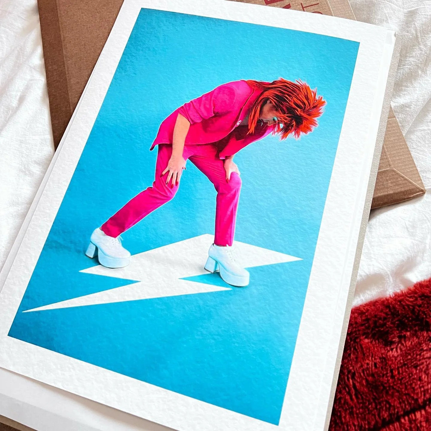 Bowie day prints arrived this week!! Big shoutout to @markljryan for letting me snap him at his home and create some iconic shots!! Thanks also to @killerqueensklaws for the dazzling lightning bolt talons used throughout the shoot!

⚡💜
.
#photograph