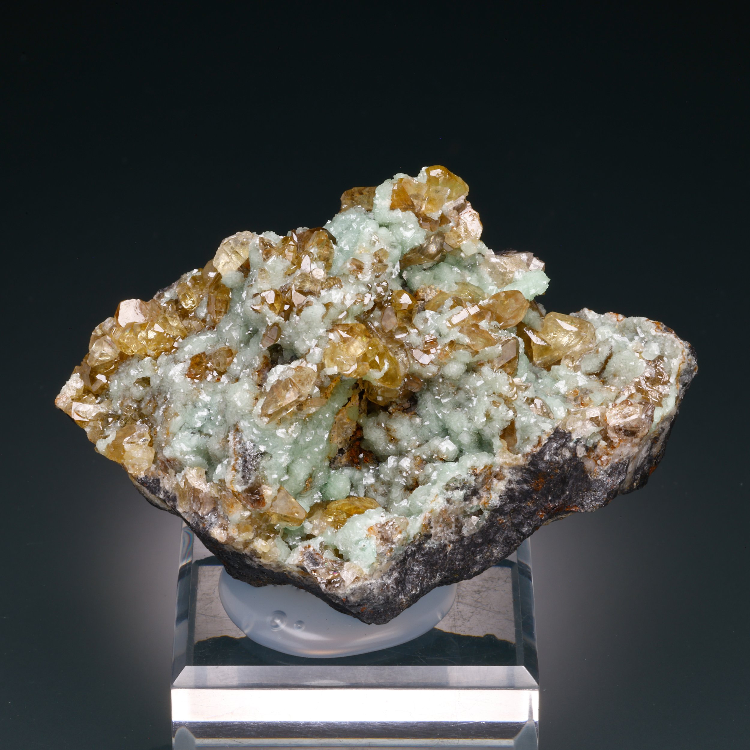 DanZellnerMineralPhotos6.18-4087.jpg