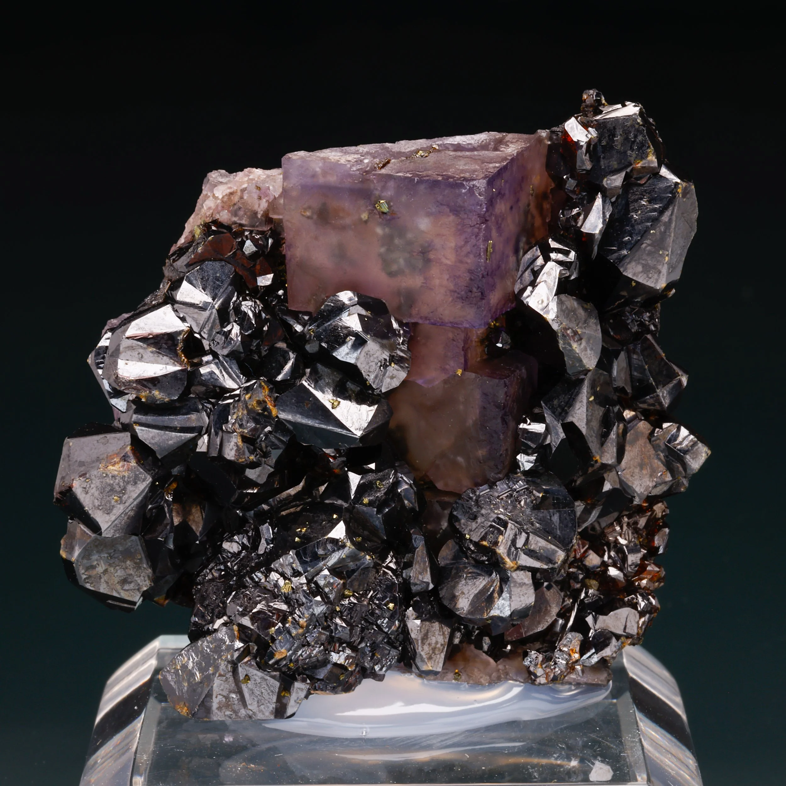 DanZellnerMineralPhotos5.19-3920.jpg