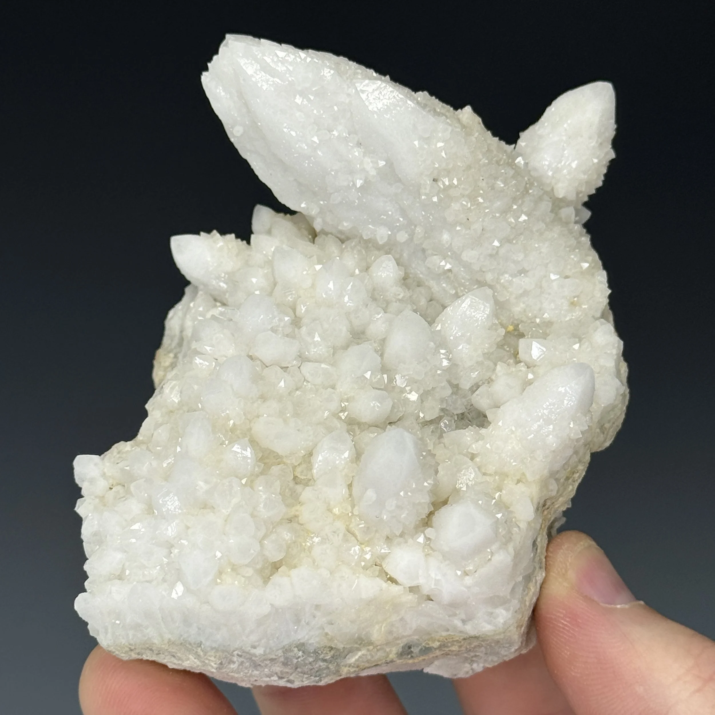 Quartz, Ohio Mine, The Amphitheater, Ouray Mining District, Ouray Co., Colorado, USA