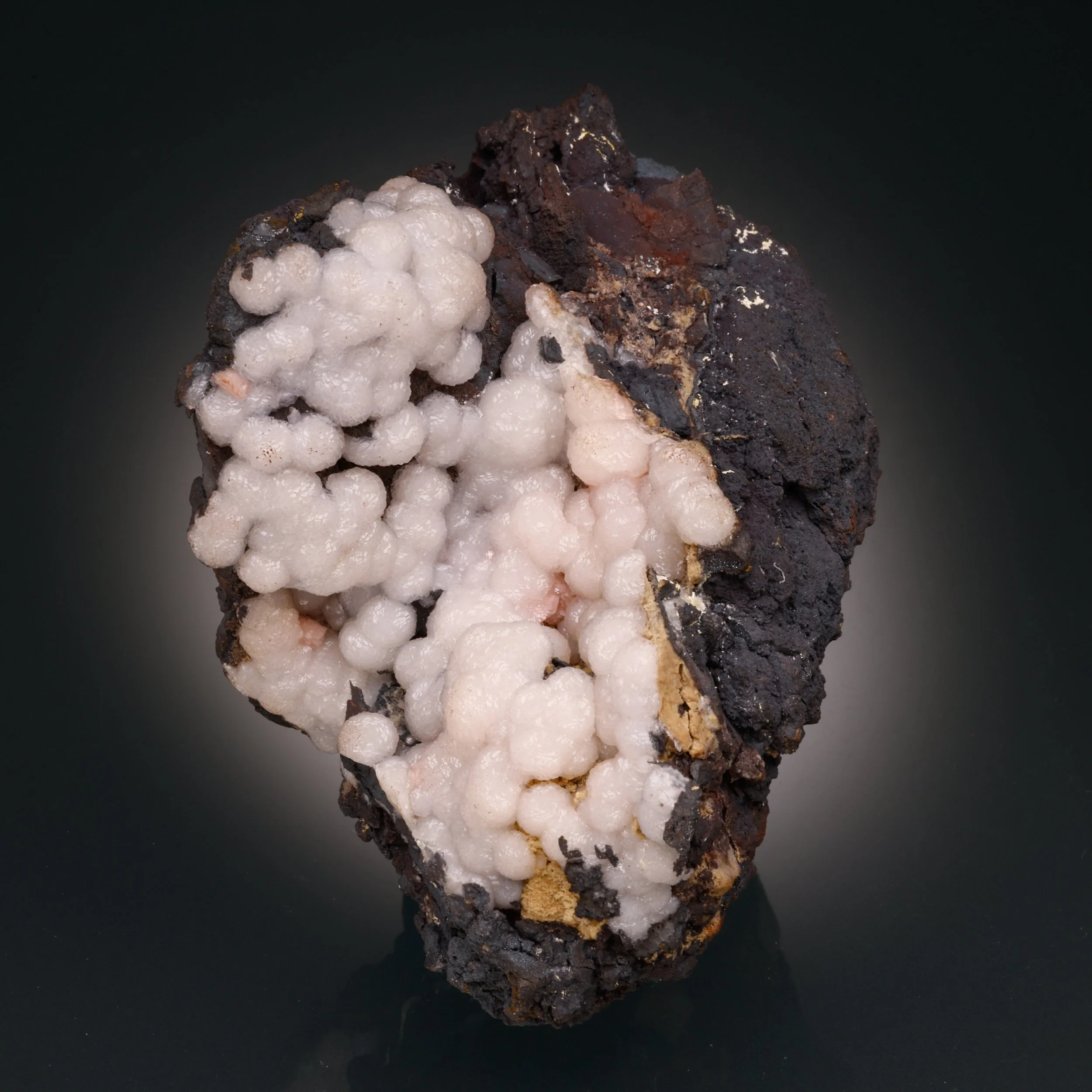 Rhodochrosite, Calcite, Psilomelane, Butte Mining District, Silver Bow County, Montana, USA