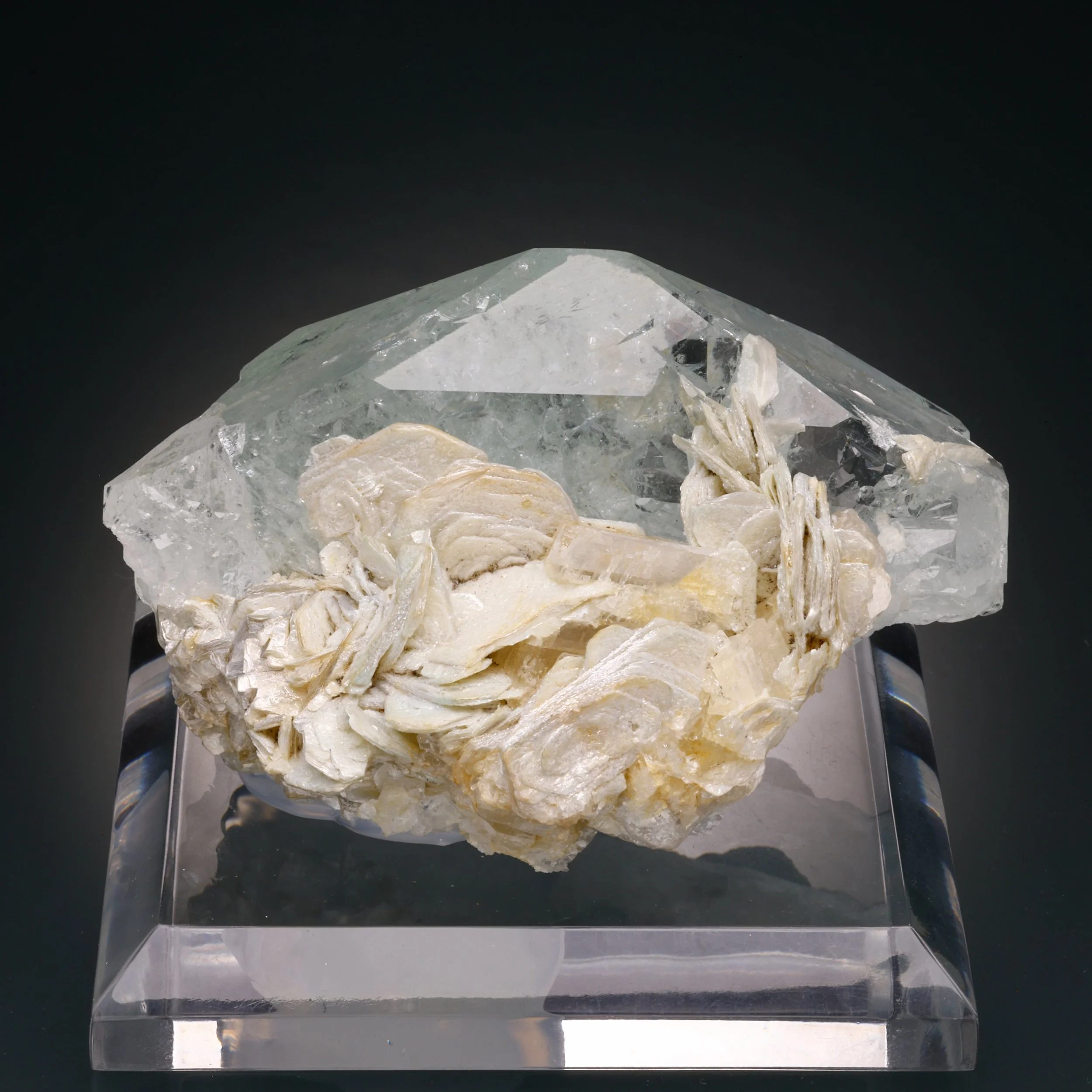 Aquamarine, Muscovite, Calcite, Pingwu Beryl Mine, Mt. Xuebaoding, Pingwu Co., Sichuan, China