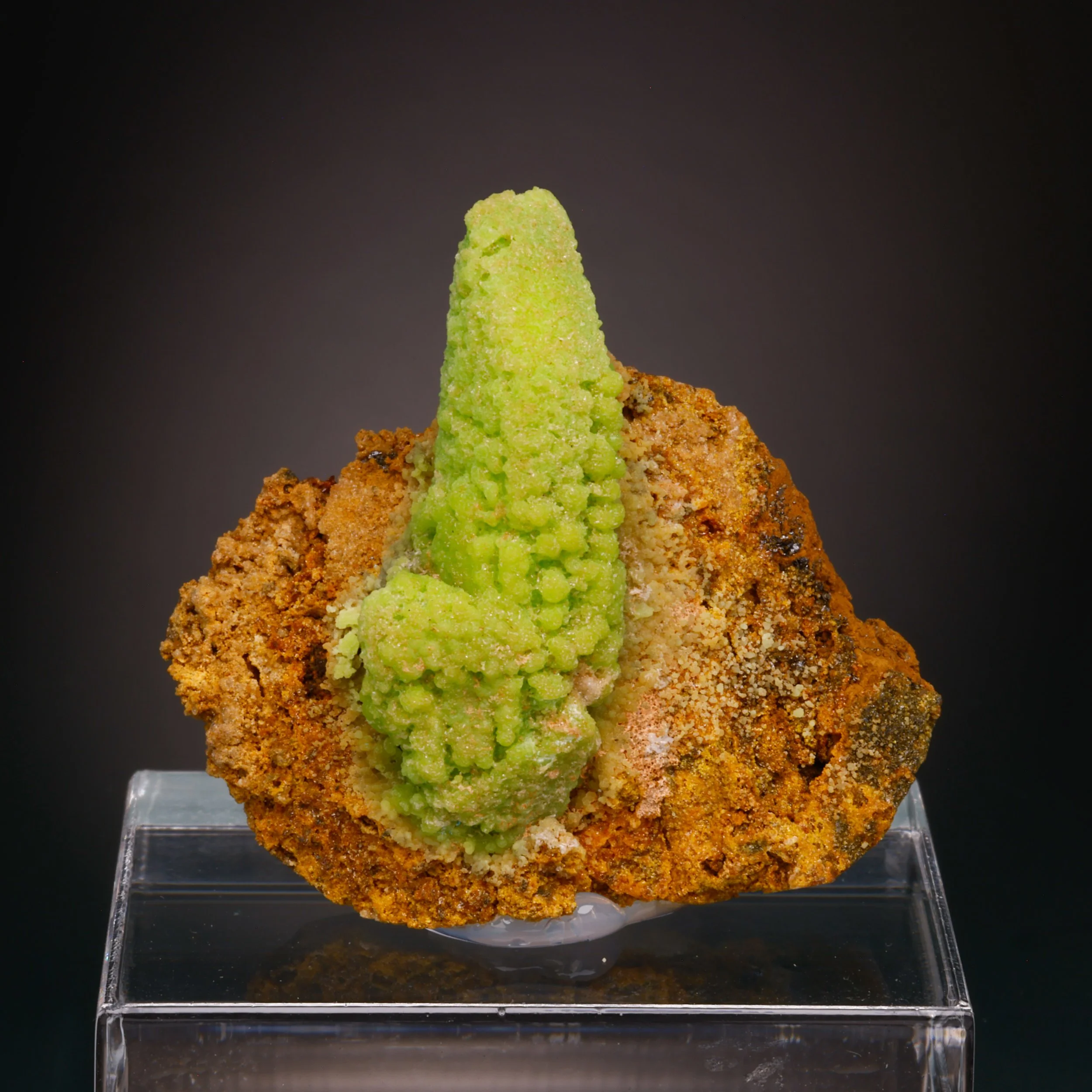 Phosphohedyphane, Cerussite, Mfouati, Bouenza Department, Republic of the Congo
