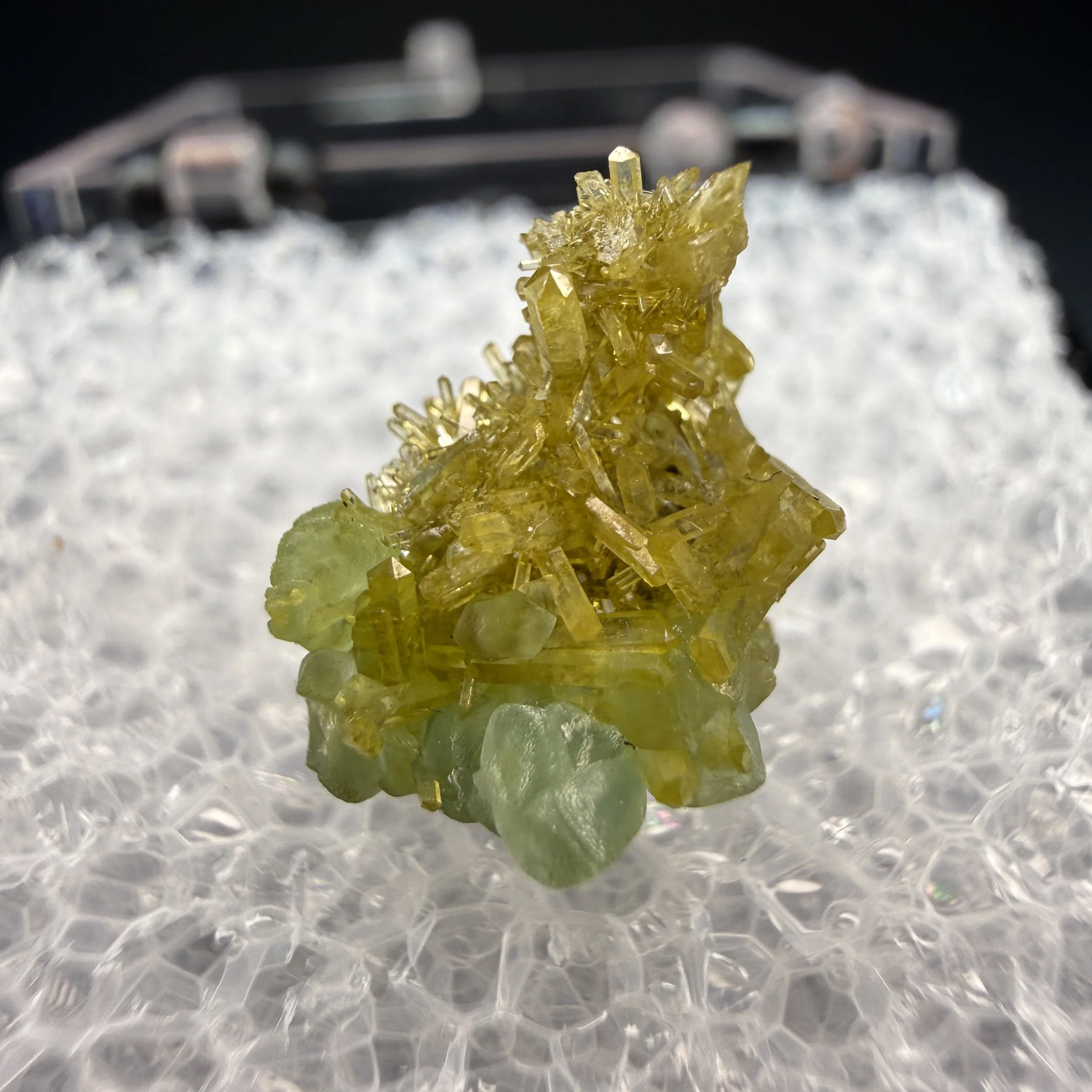 Mimetite, Smithsonite, Tsumeb Mine, Oshikoto Region, Namibia