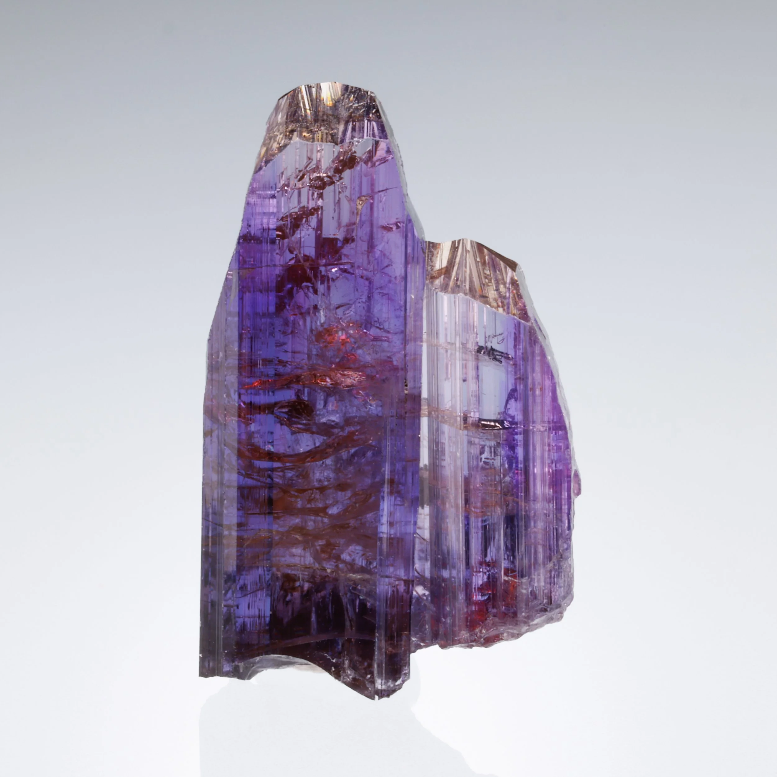 Tanzanite, Merelani Hills, Lelatema Mtns., Simanjiro Dist., Manyara Region, Tanzania
