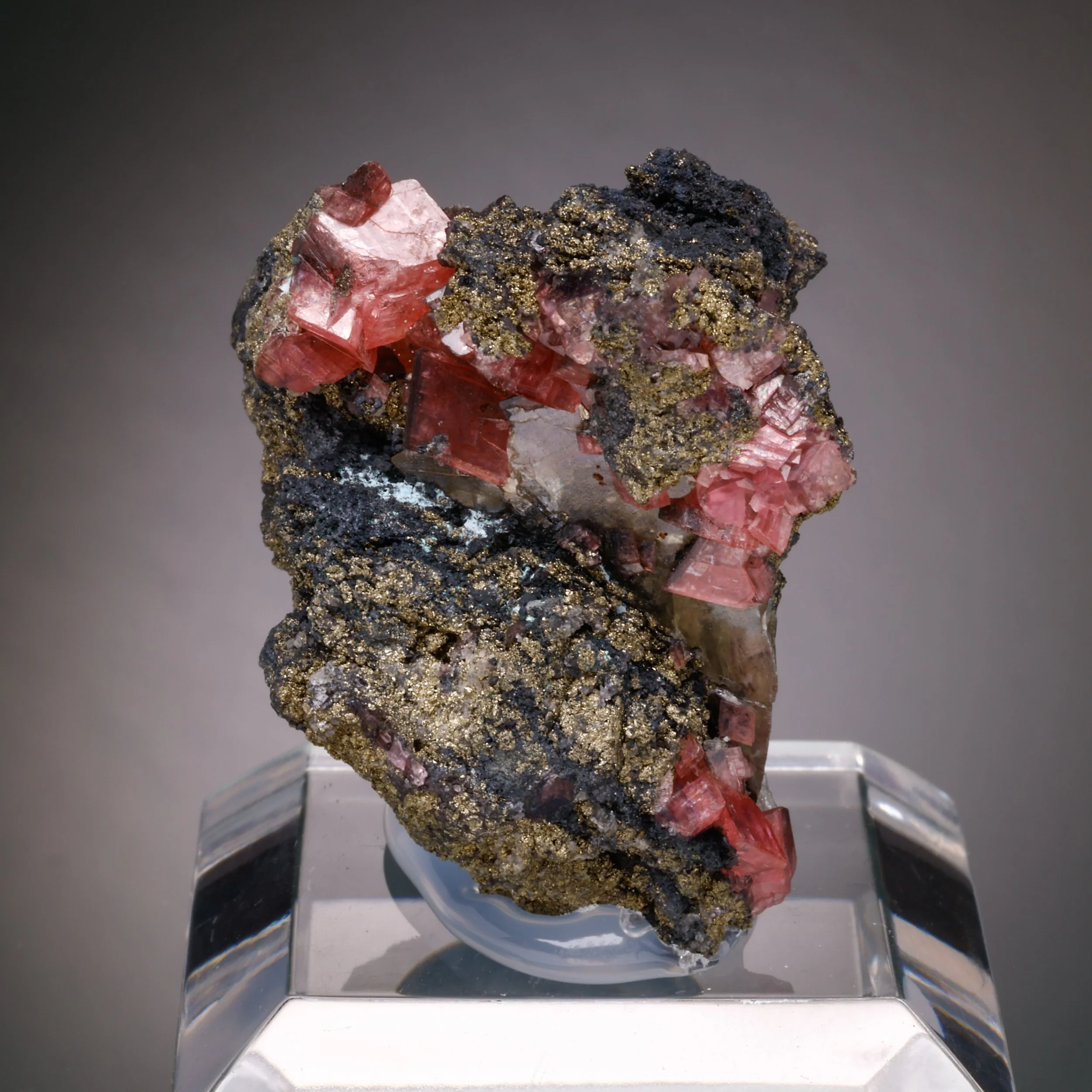 DanZellnerMineralPhotos6.18-4149.jpg