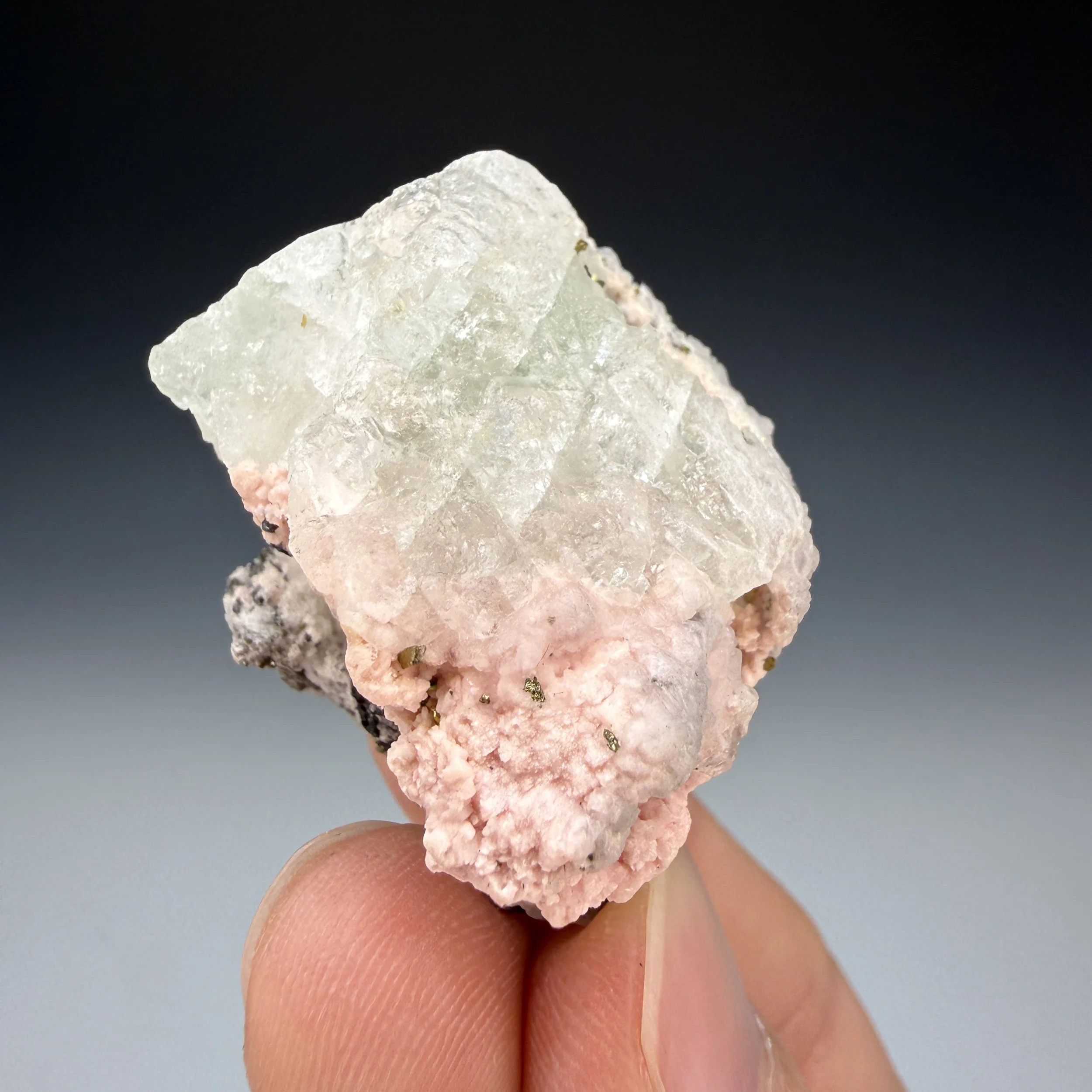 Rhodochrosite, Fluorite, Sphalerite, Sunnyside Mine group, Eureka Dist., San Juan Co., Colorado, USA