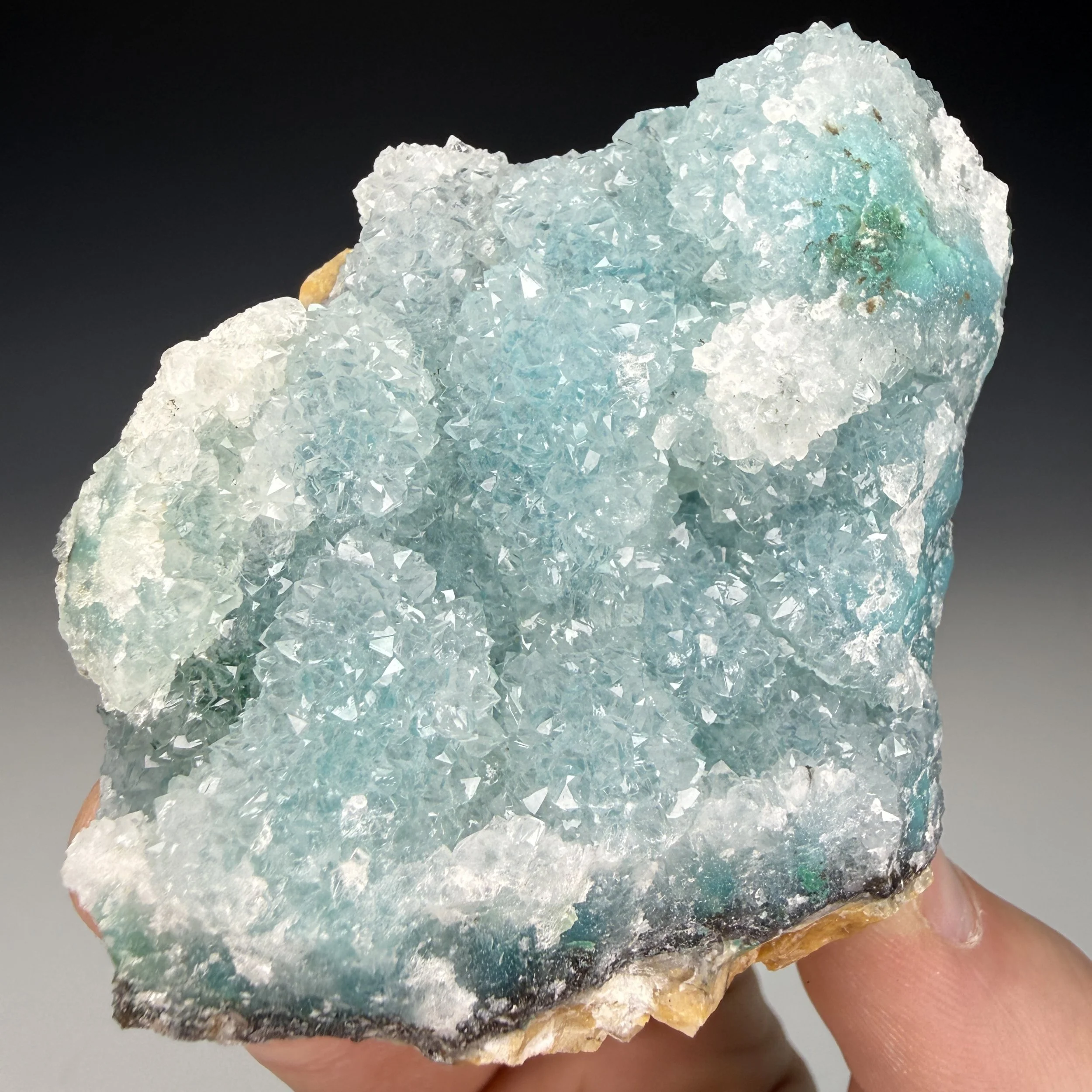 Quartz, Chrysocolla, Don Angelina Uno, Humay District, Pisco Prov., Ica, Peru