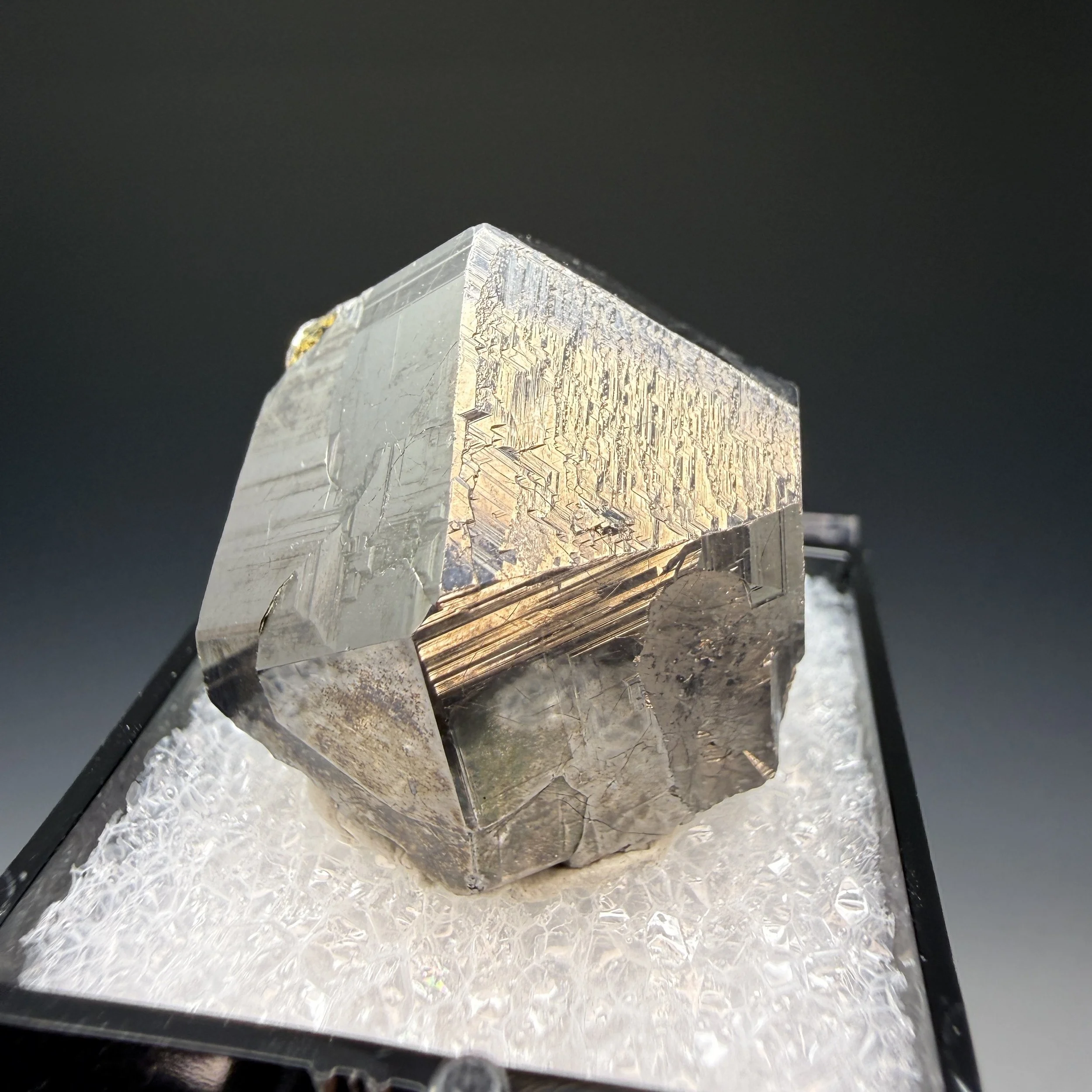 Carrollite, Kamoya South II Mine, Kambove, Haut-Katanga, DRC