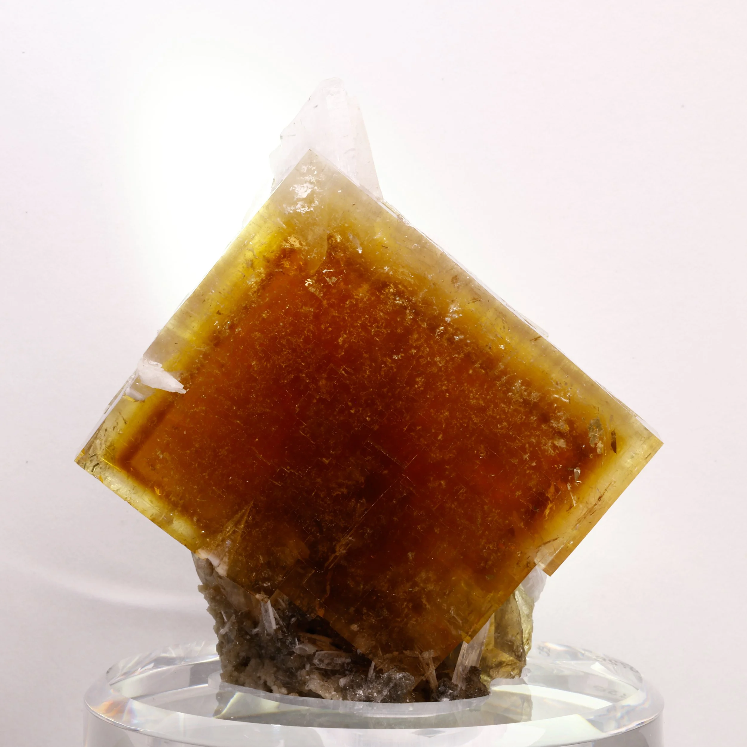 DanZellnerMineralPhotos4.26-3795.jpg
