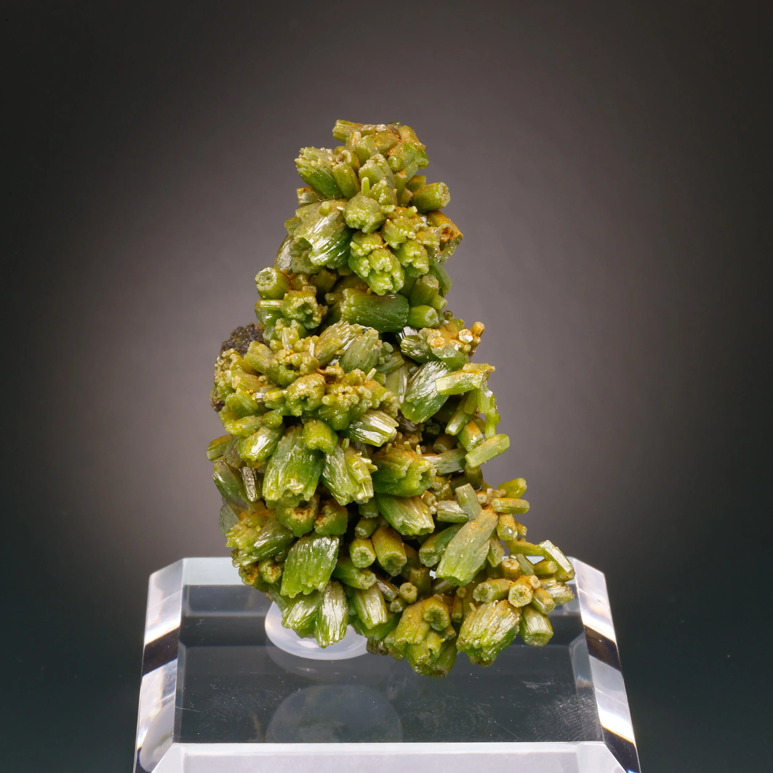 Pyromorphite, Daoping Mine, Gongcheng Co., Guilin, Guangxi, China