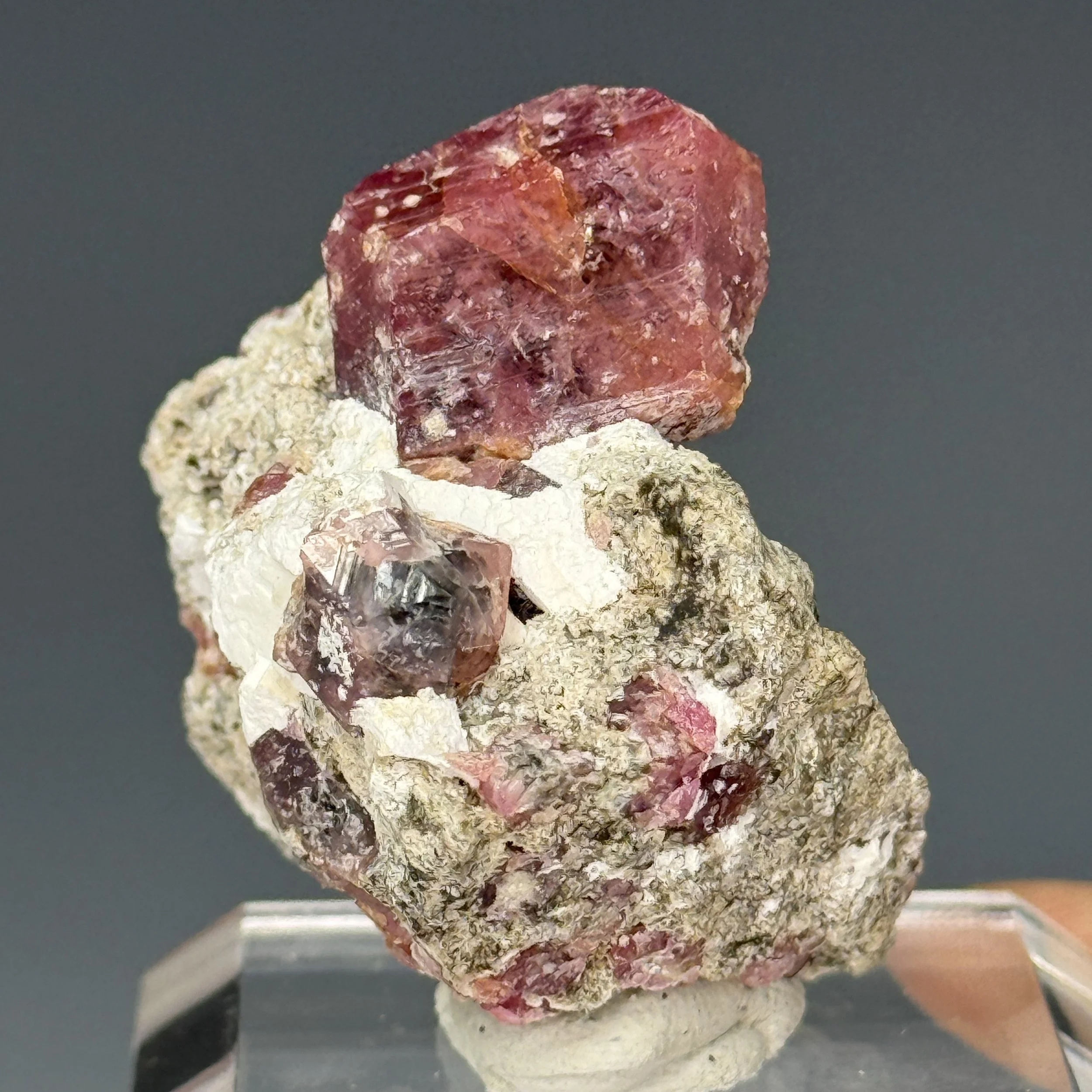 Garnet, Sierra de Cruces, Sierra Mojada Municipality, Coahuila, Mexico
