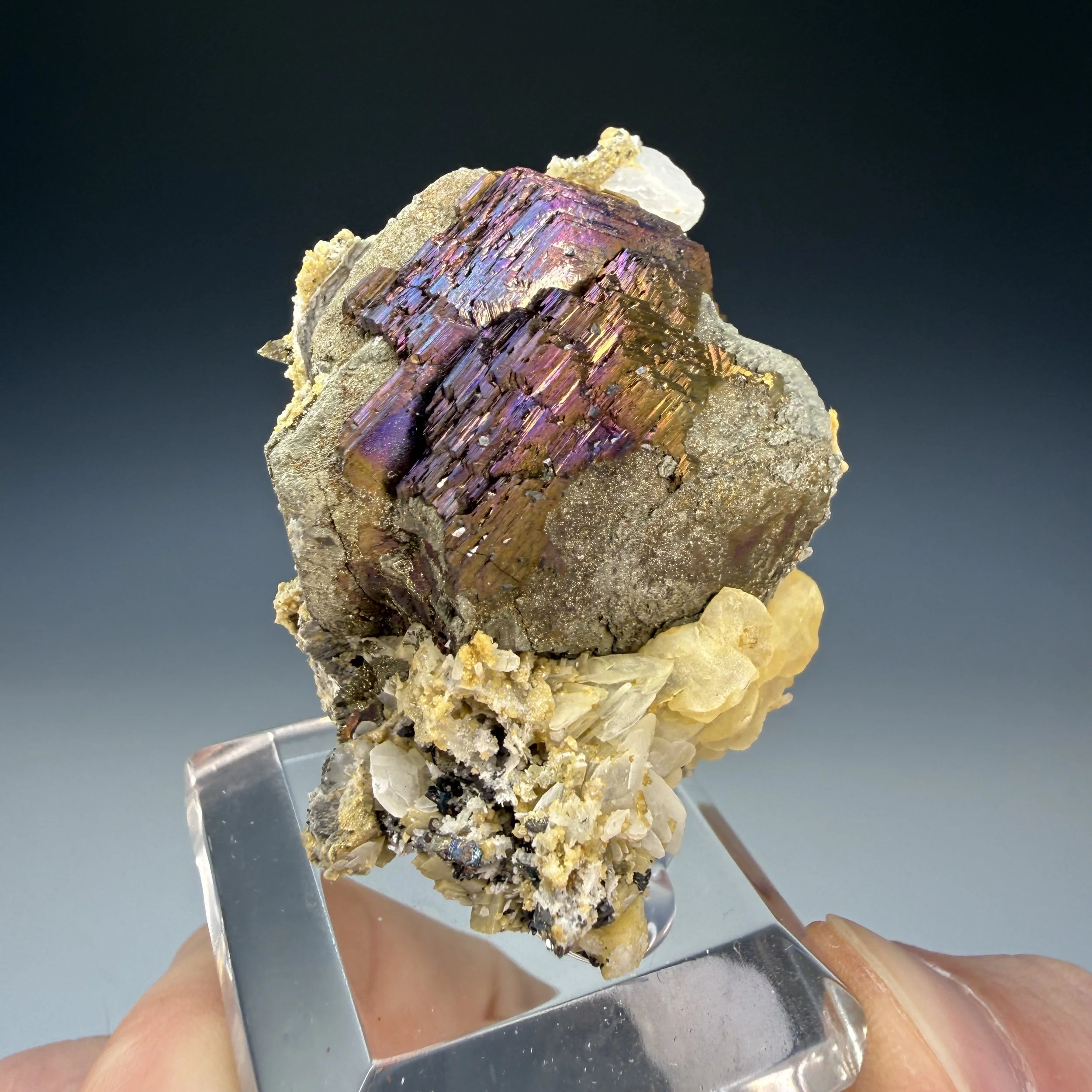 Pyrrhotite, Calcite, Nikolaevskiy Mine, Dalnegorsk, Primorsky Krai, Russia