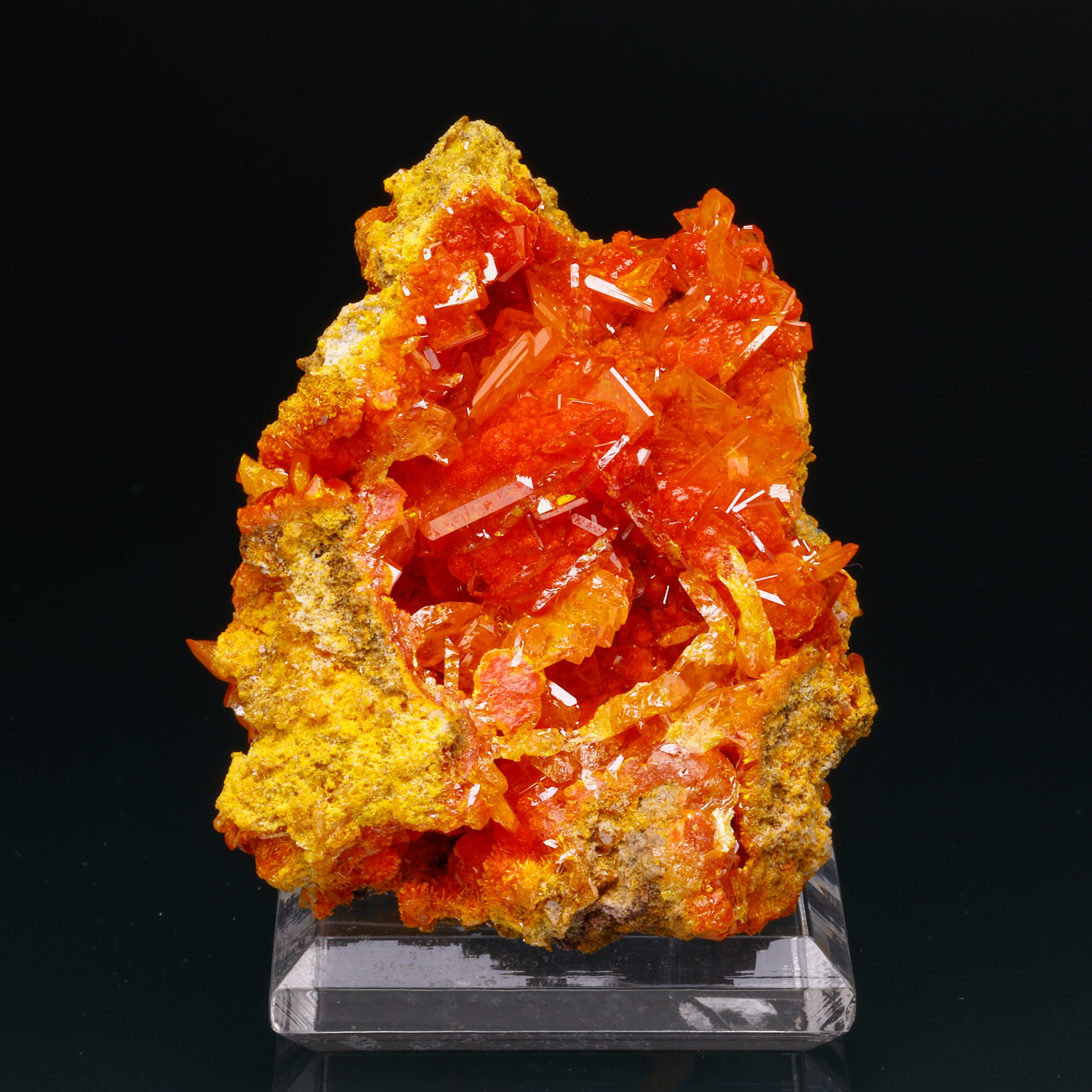 Wulfenite, Mimetite, Rowley Mine, Painted Rock, Arizona, USA