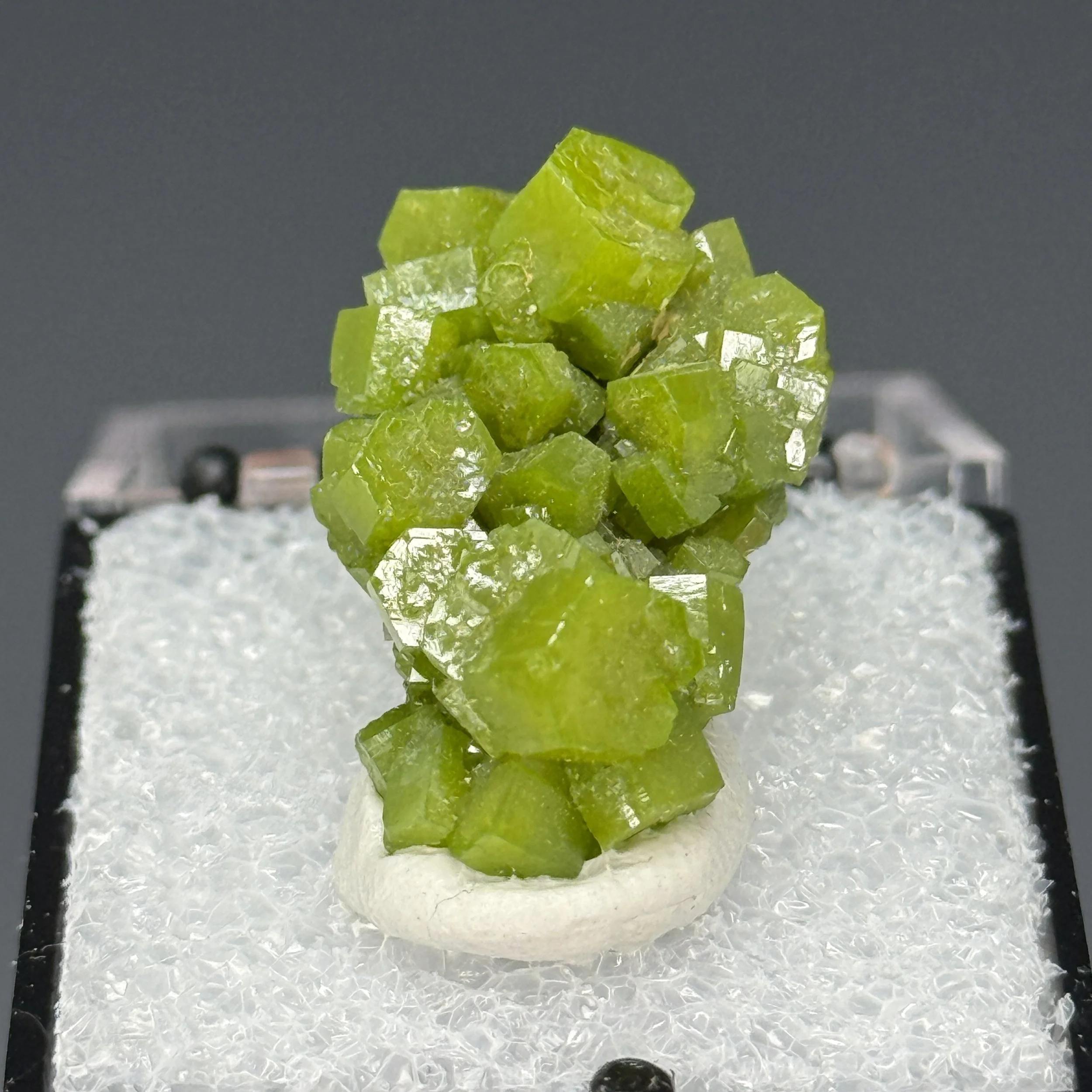 Pyromorphite, Yangshuo Mine, Guilin, Guangxi, China