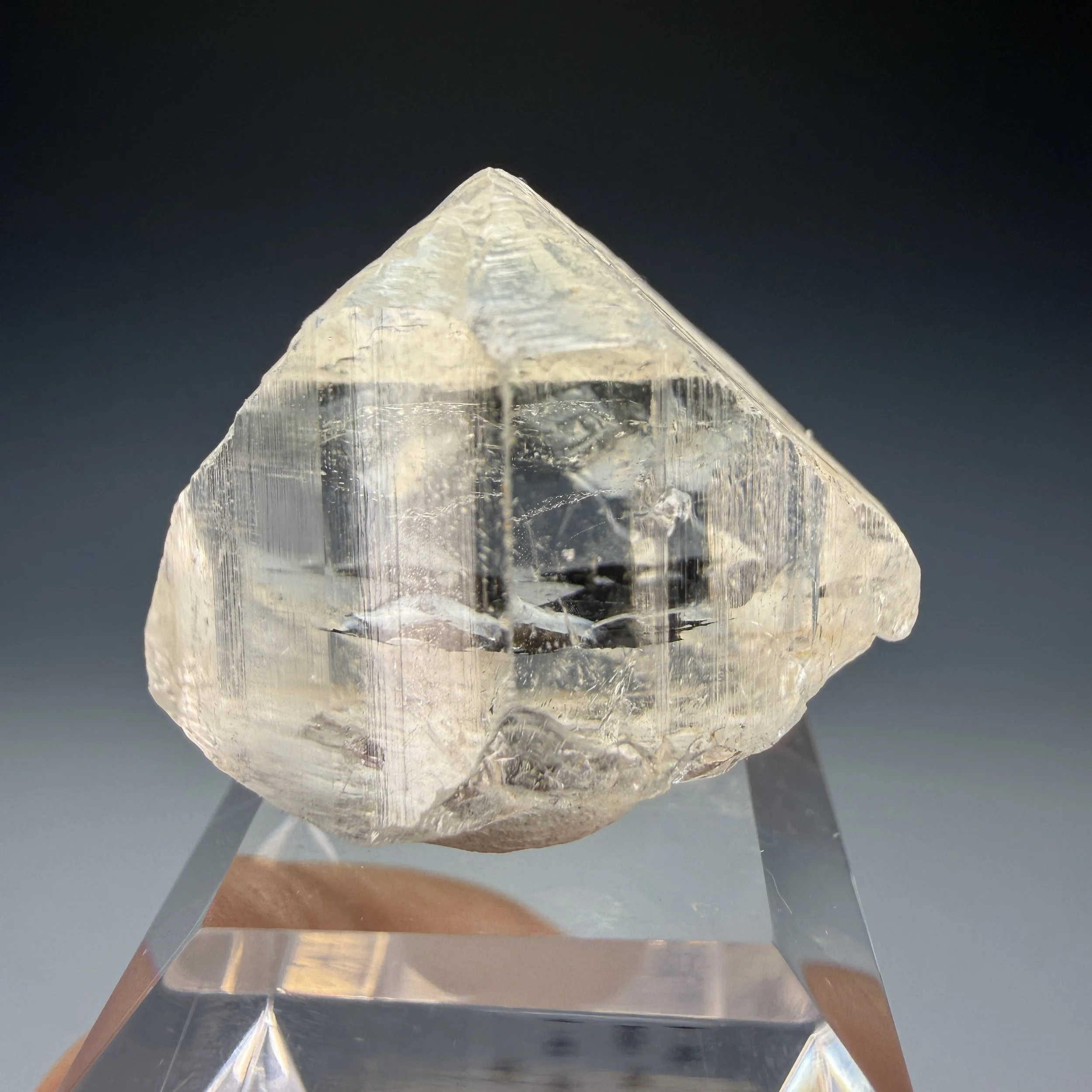 Topaz, Pan-Taw, Kyatpyin North, Mogok Twp., Mandalay, Myanmar